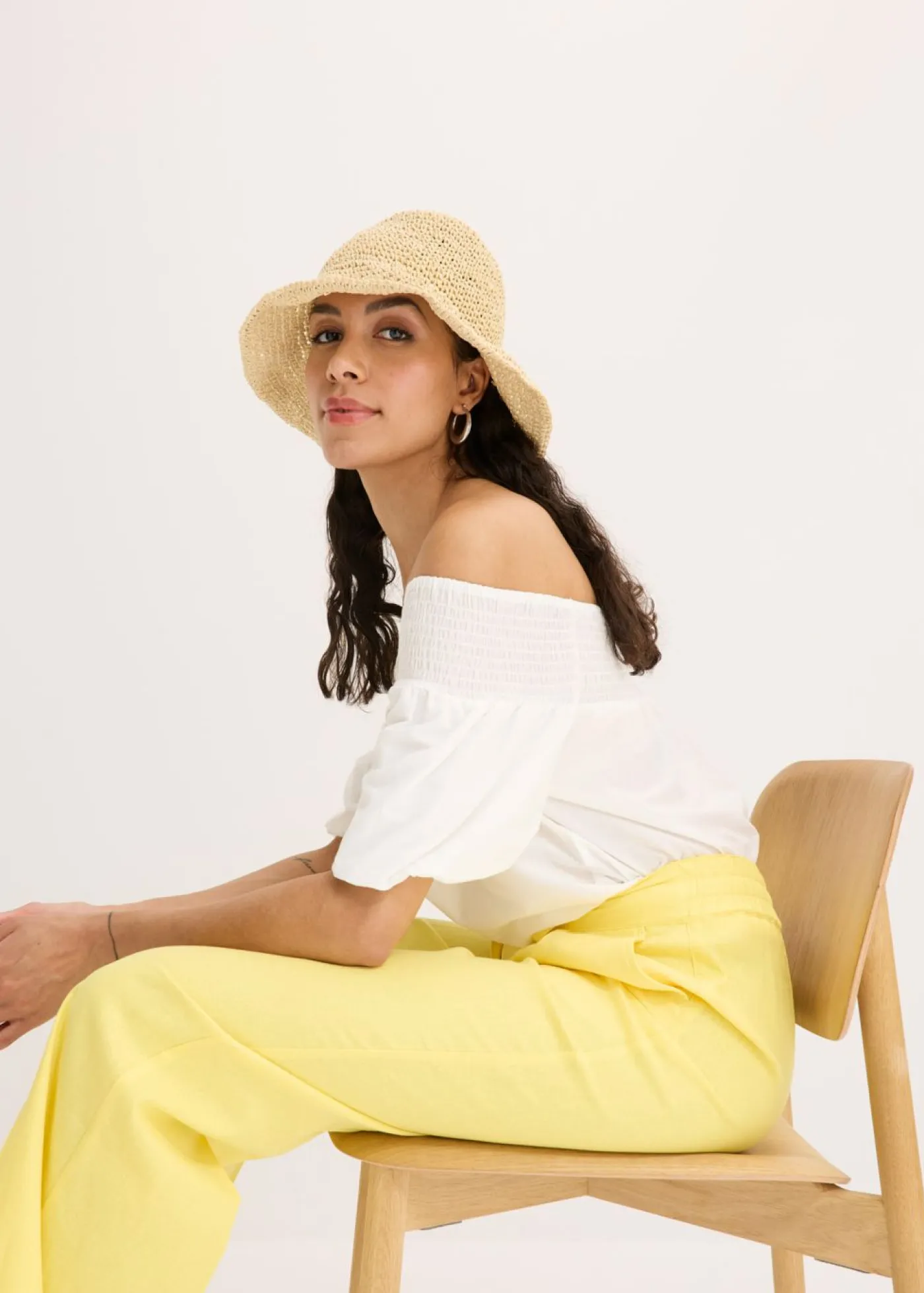 bonprix bonprix Pantalón palazzo de mezcla de lino Amarillo suave Best