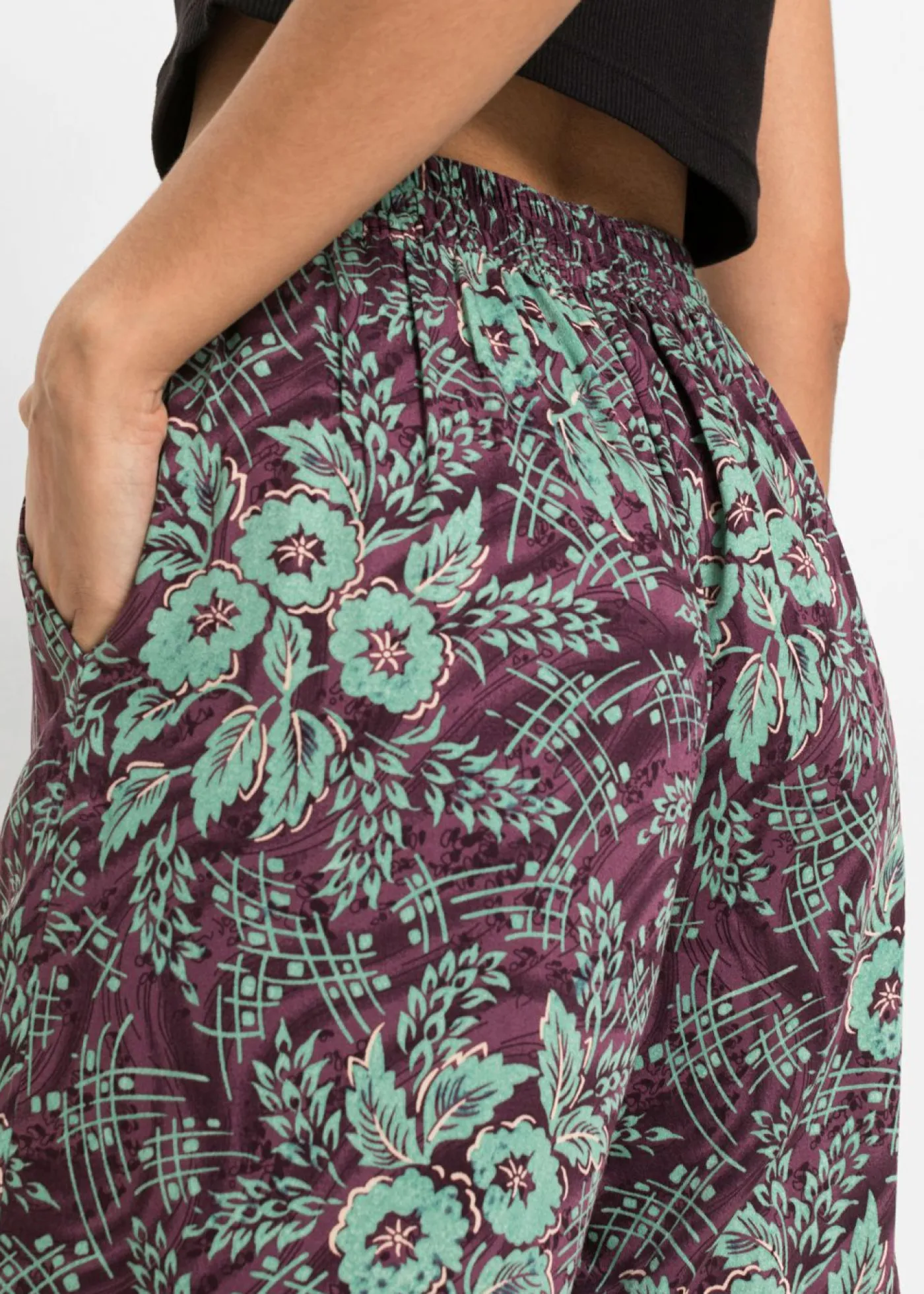 bonprix bonprix Pantalón Palazzo de viscosa fluida baya-salvia de flores Outlet