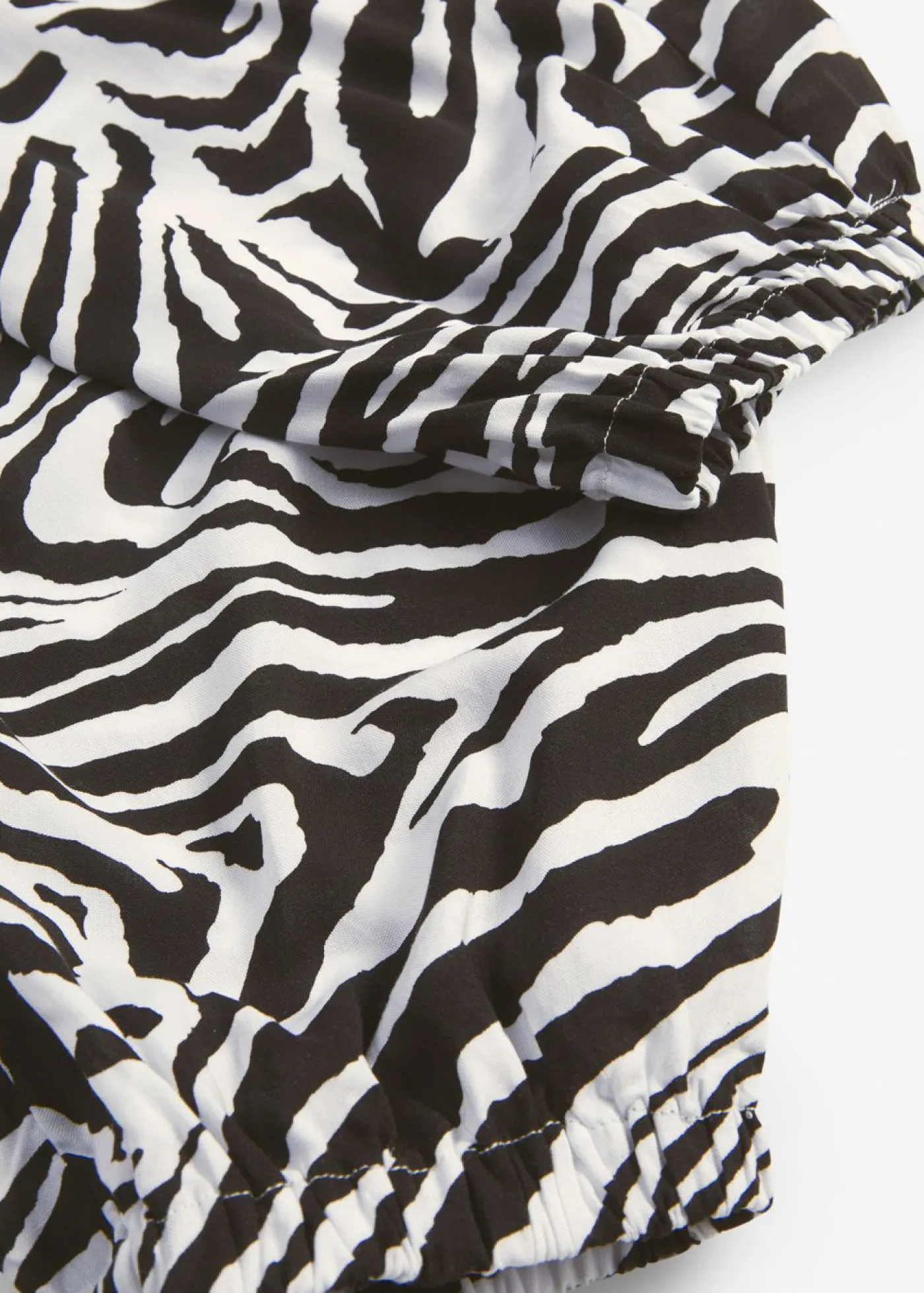 bonprix bonprix Pantalón Palazzo de viscosa fluida Negro con estampado de cebra New