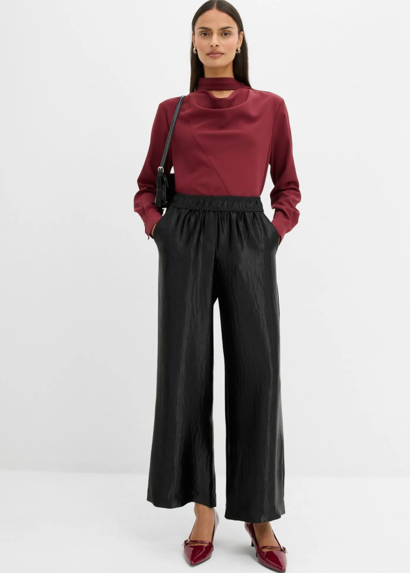 bonprix bonprix Pantalón palazzo satinado con cinturilla cómoda Negro Clearance