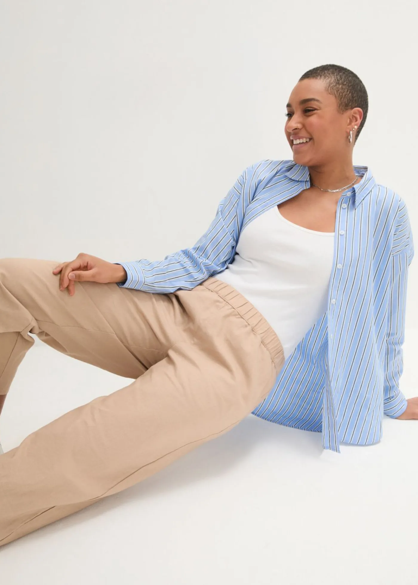 bonprix bonprix Pantalón pirata de mezcla de lino ligero Marrón claro New