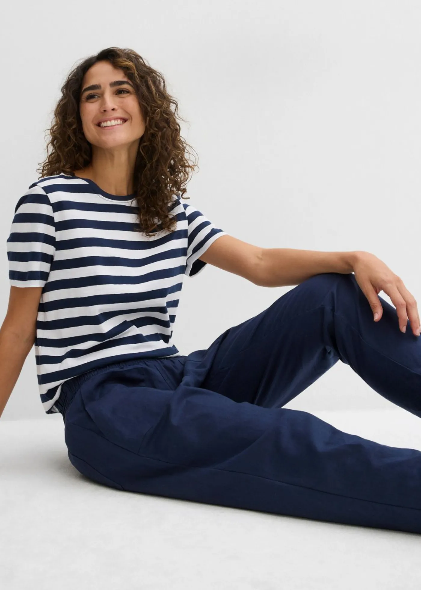 bonprix bonprix Pantalón sin cierre de mezcla de lino ligero Azul marino Sale