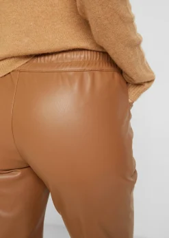 bonprix bonprix Pantalón sin cierre de piel sintética Marrón moka Outlet