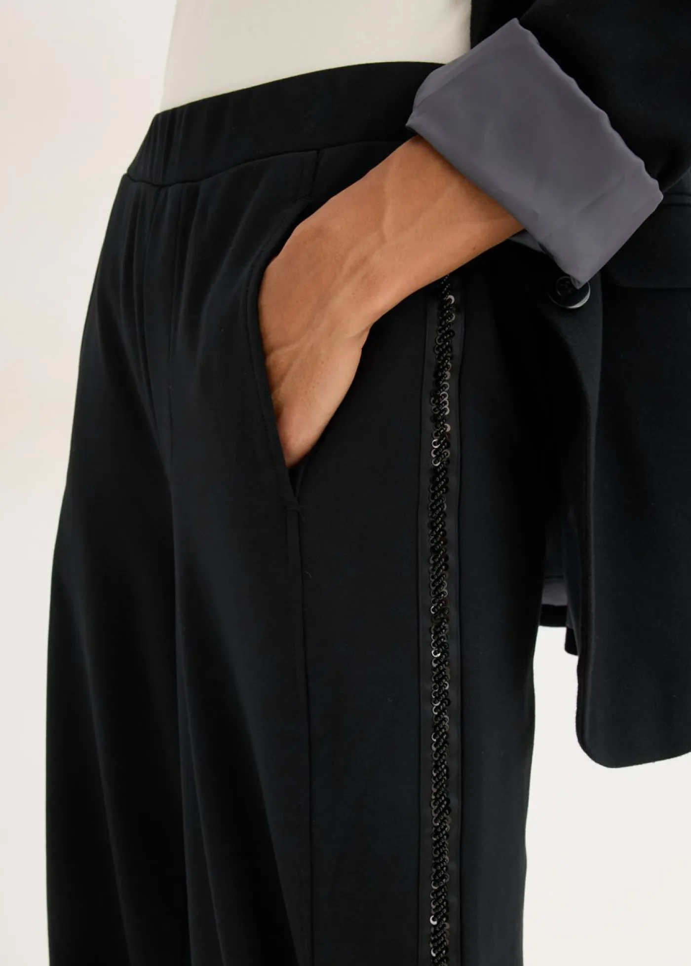 bonprix bonprix Pantalón sin cierre de Punto di Roma con piedras brillantes Negro Clearance
