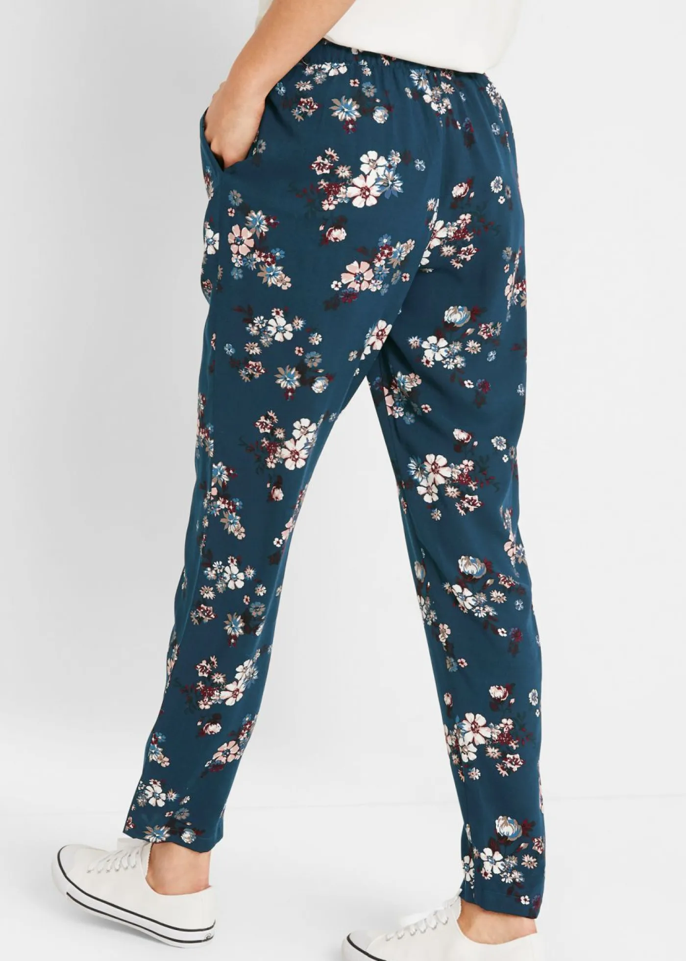 bonprix bonprix Pantalón sin cierre de viscosa sostenible Azul marino de flores Discount