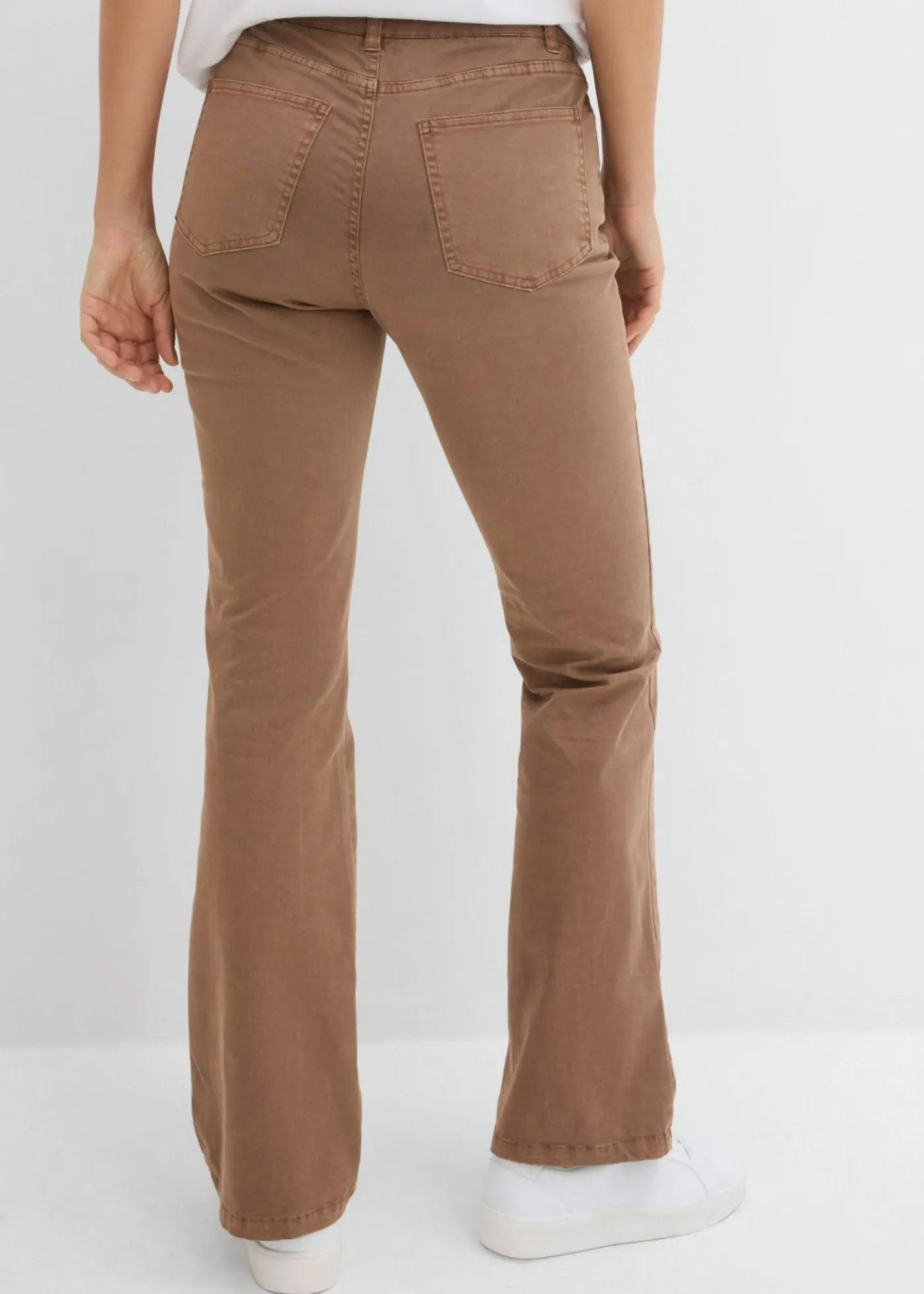 bonprix bonprix Pantalón tipo bootcut con bordado Marrón castaño New