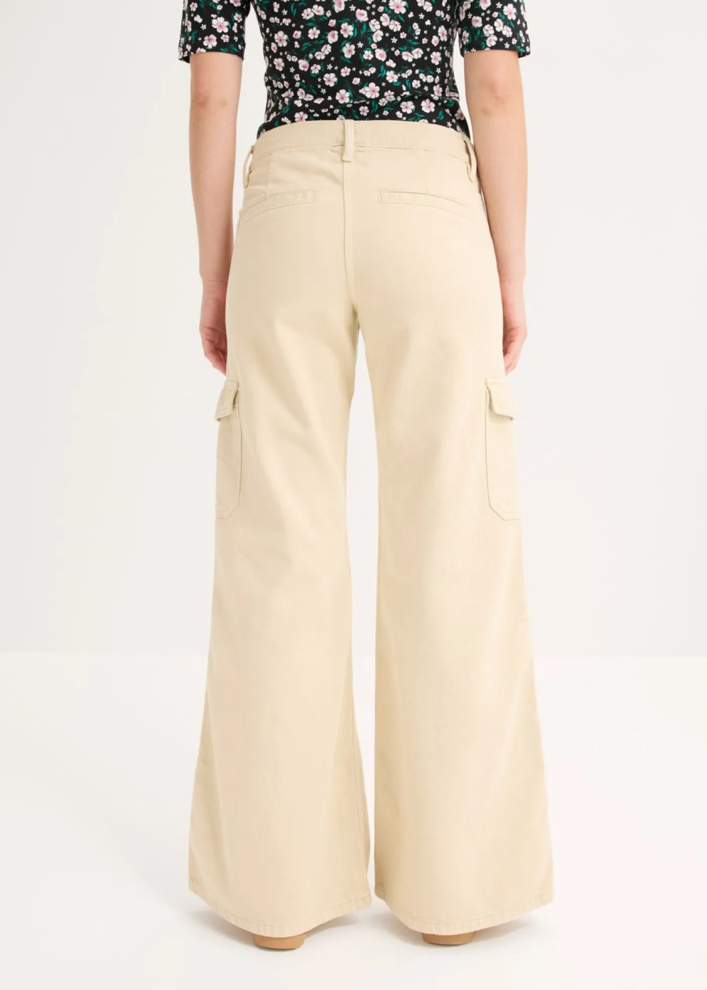 bonprix bonprix Pantalón tipo cargo de algodón puro Arena claro Sale