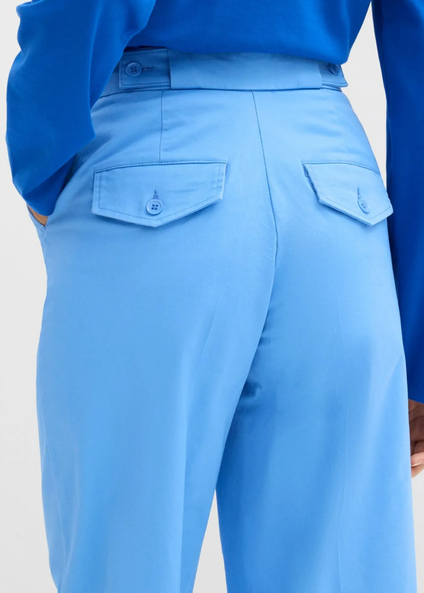 bonprix bonprix Pantalón tipo chino de sarga de algodón azul provenzal