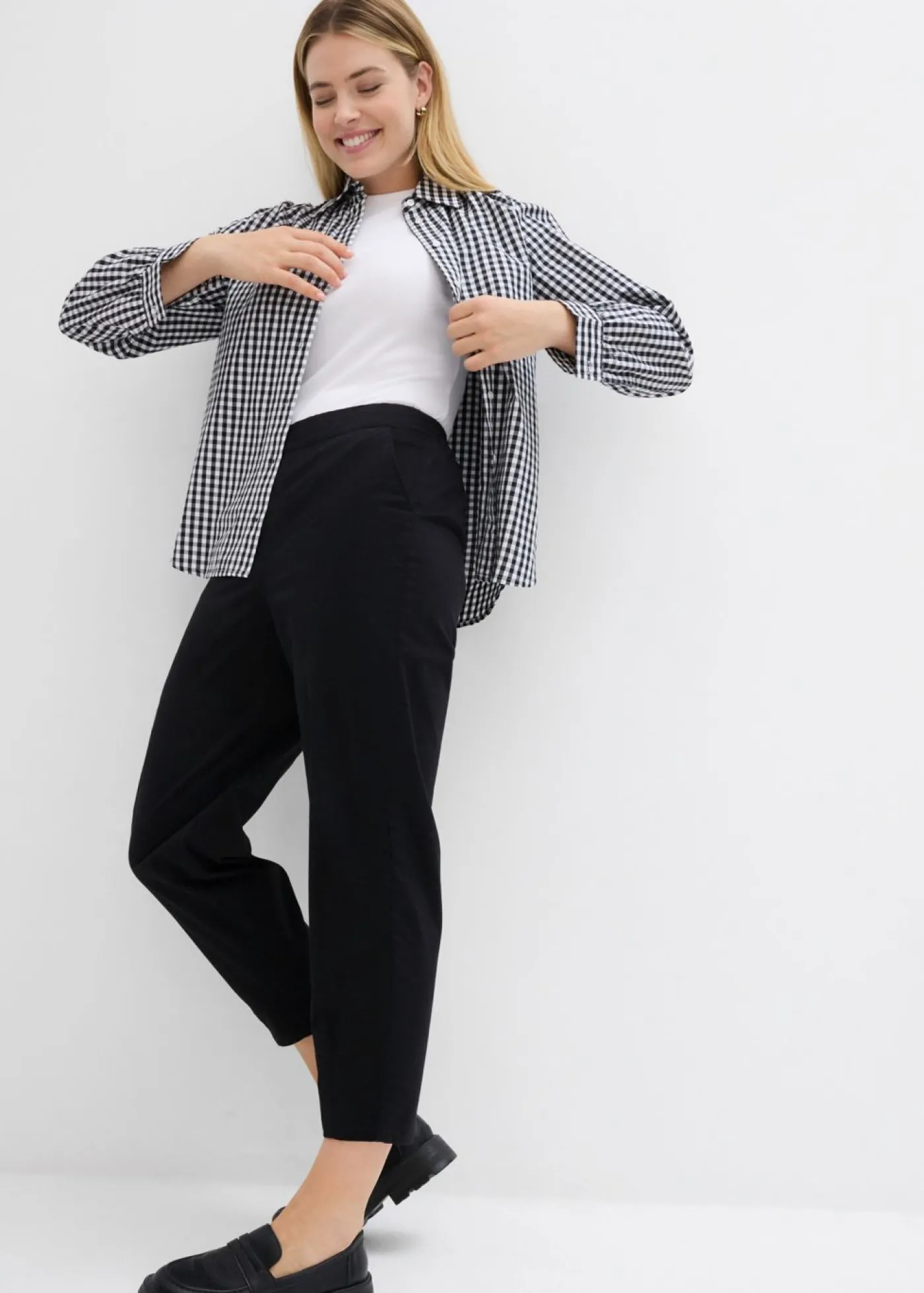 bonprix bonprix Pantalones sin cierre de mezcla de algodón Negro Hot