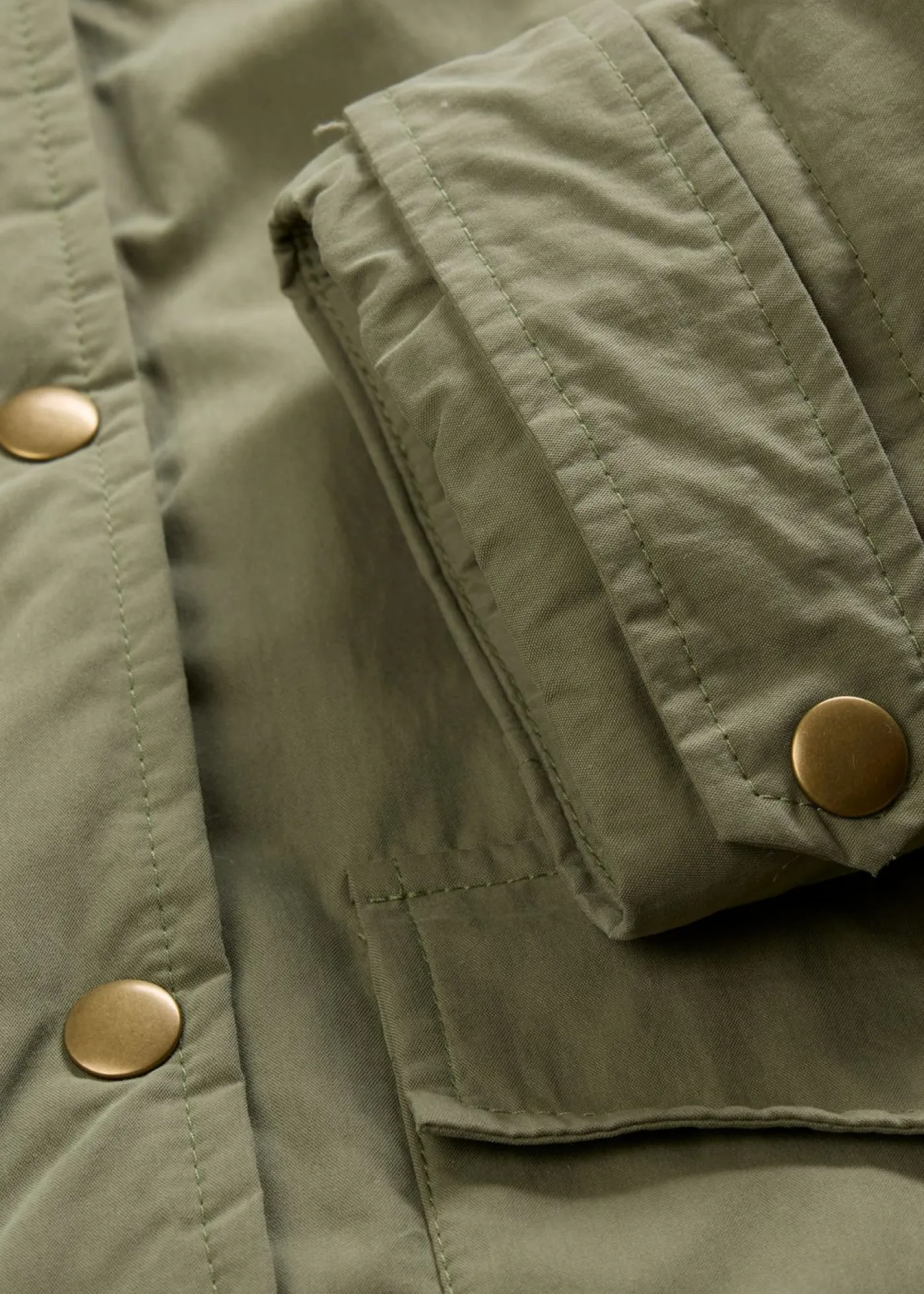 bonprix bonprix Parka acolchada Verde oliva