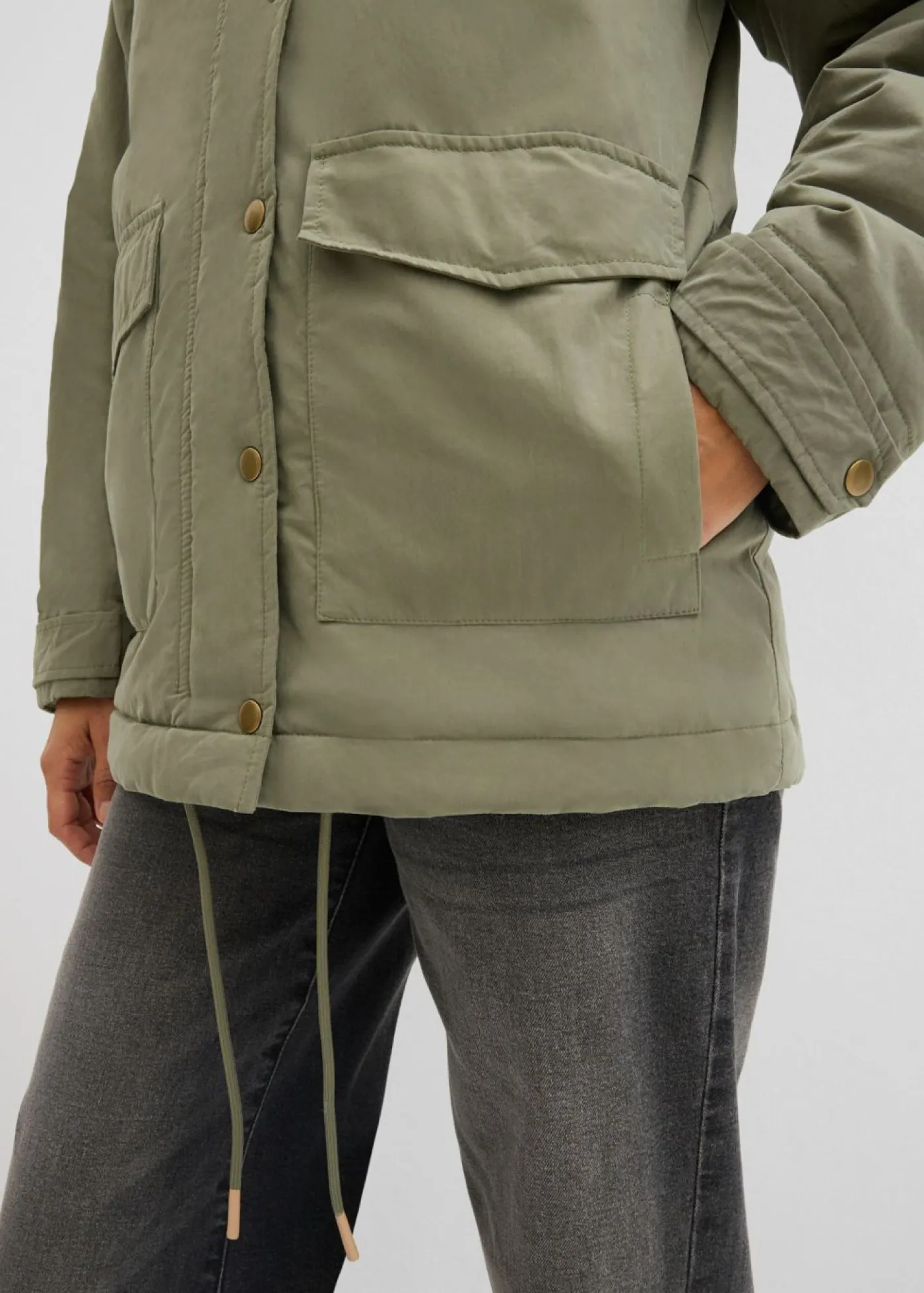 bonprix bonprix Parka acolchada Verde oliva
