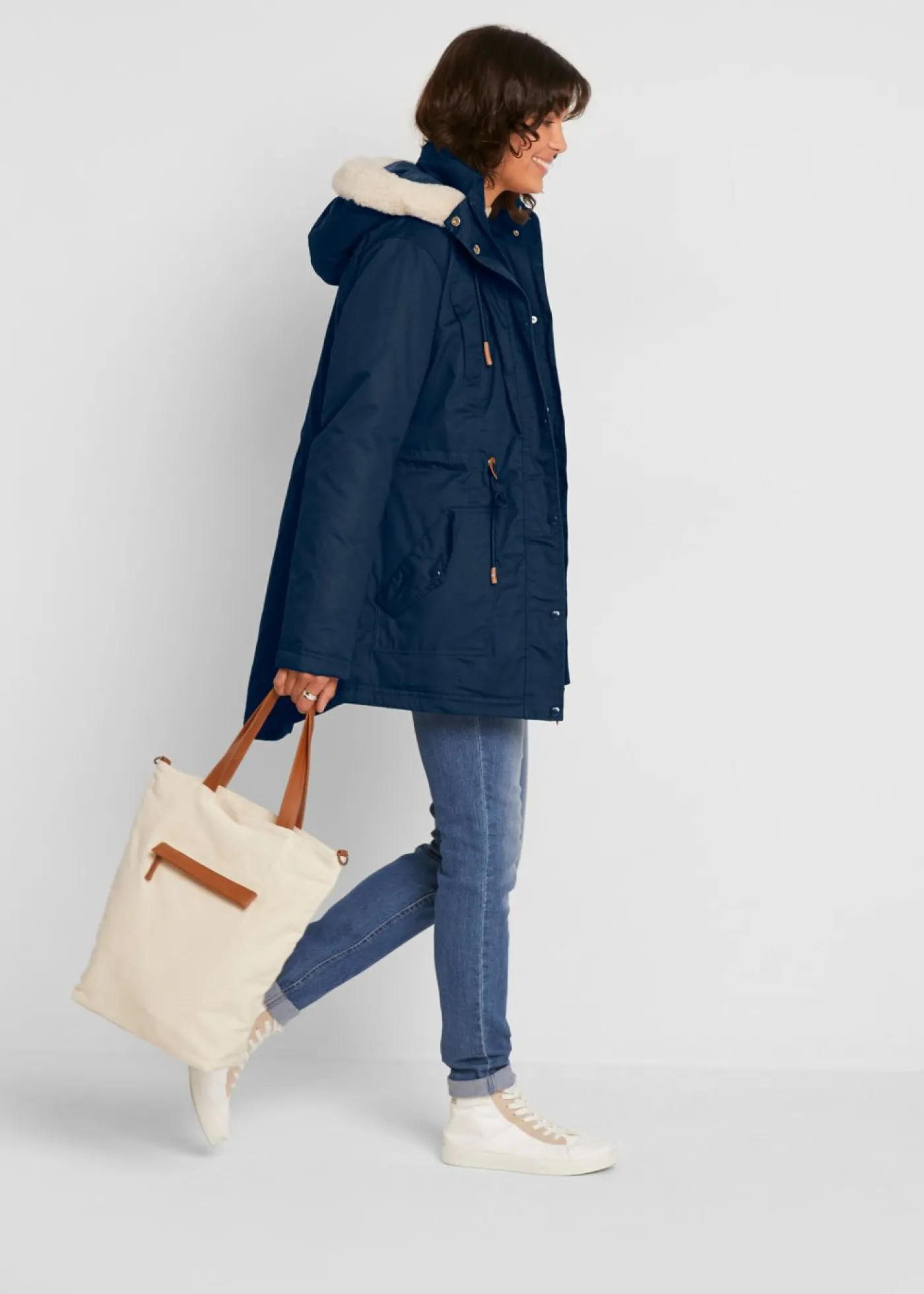 bonprix bonprix Parka acolchada con ribete de pelo sintético Azul marino Discount