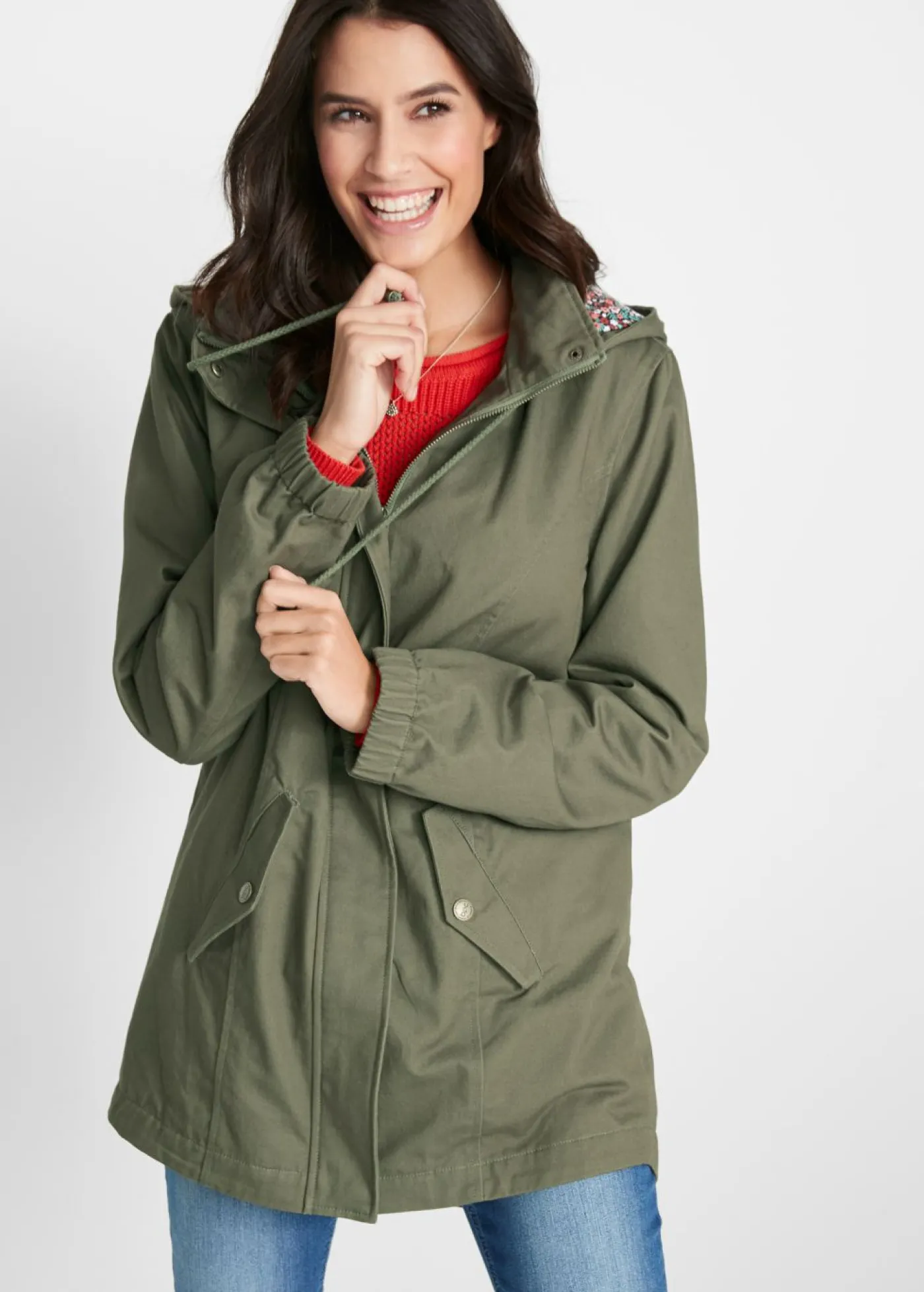 bonprix bonprix Parka de entretiempo de algodón con capucha estampada Verde oliva