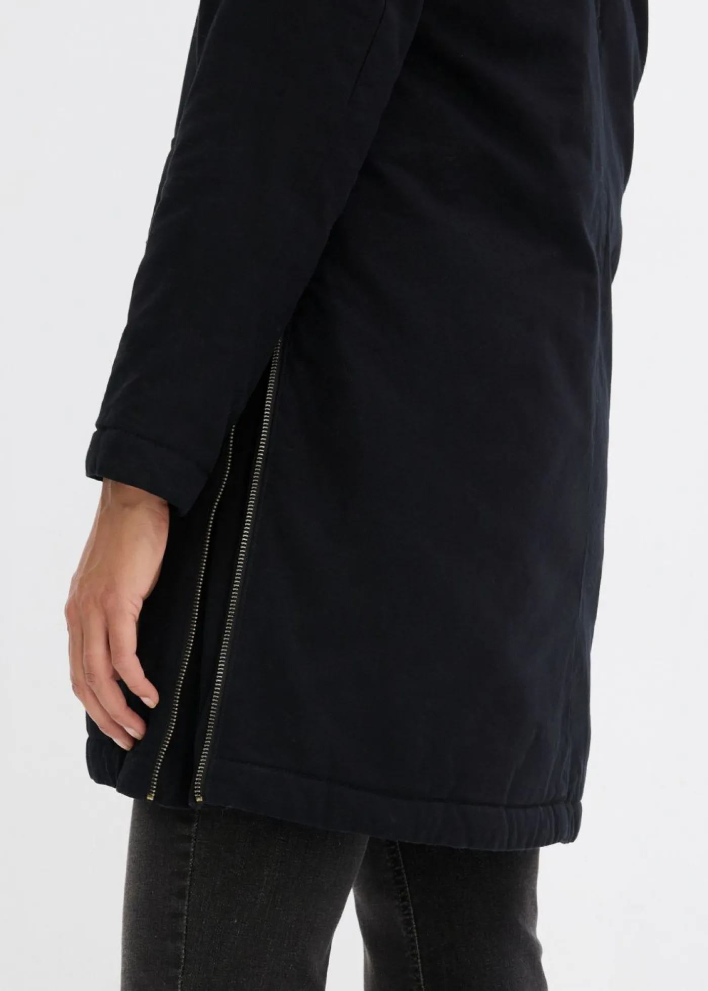 bonprix bonprix Parka de invierno ancha, con capucha y forro polar Negro Online