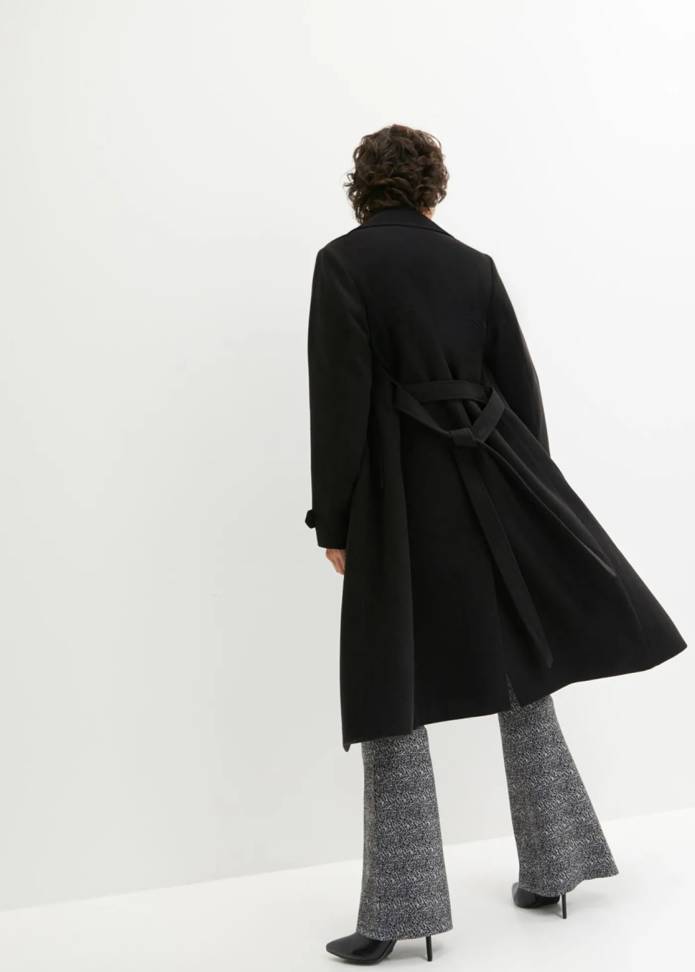 bonprix bonprix Parka de invierno con look de lana Negro Clearance