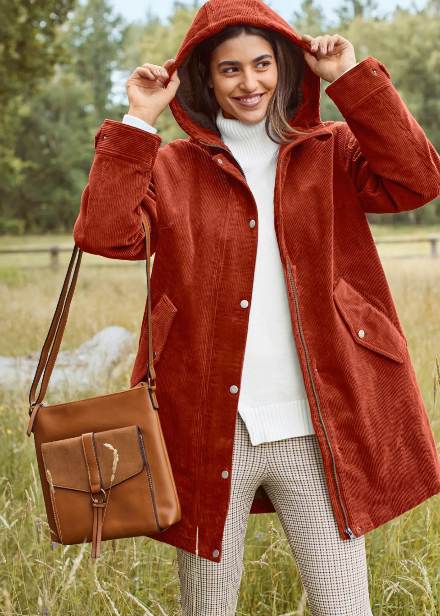 bonprix bonprix Parka de pana con forro suave óxido Online