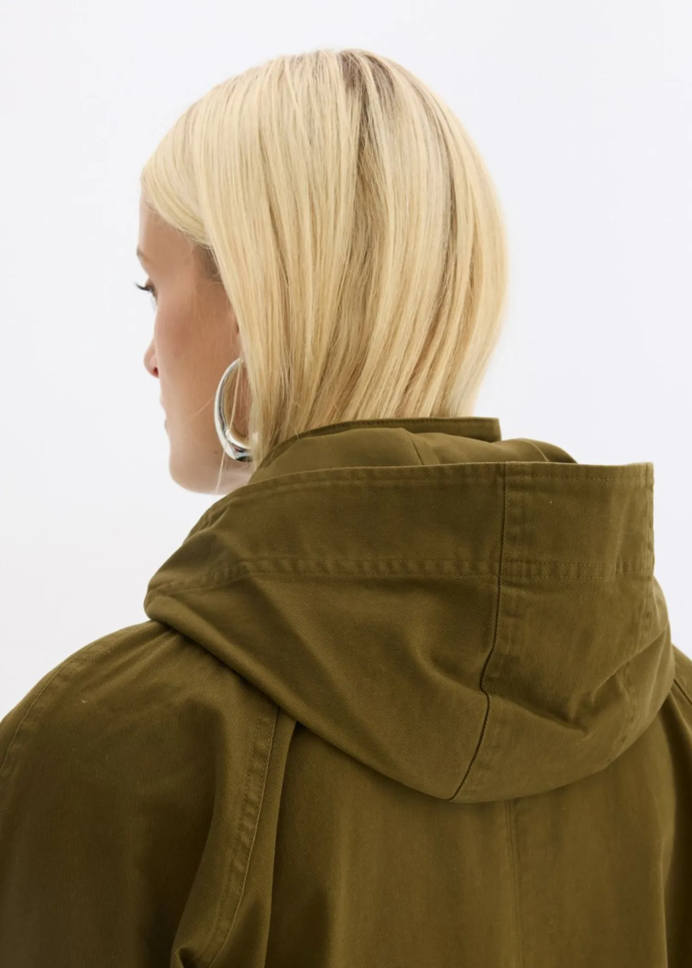 bonprix bonprix Parka repelente al agua Oliva Clearance