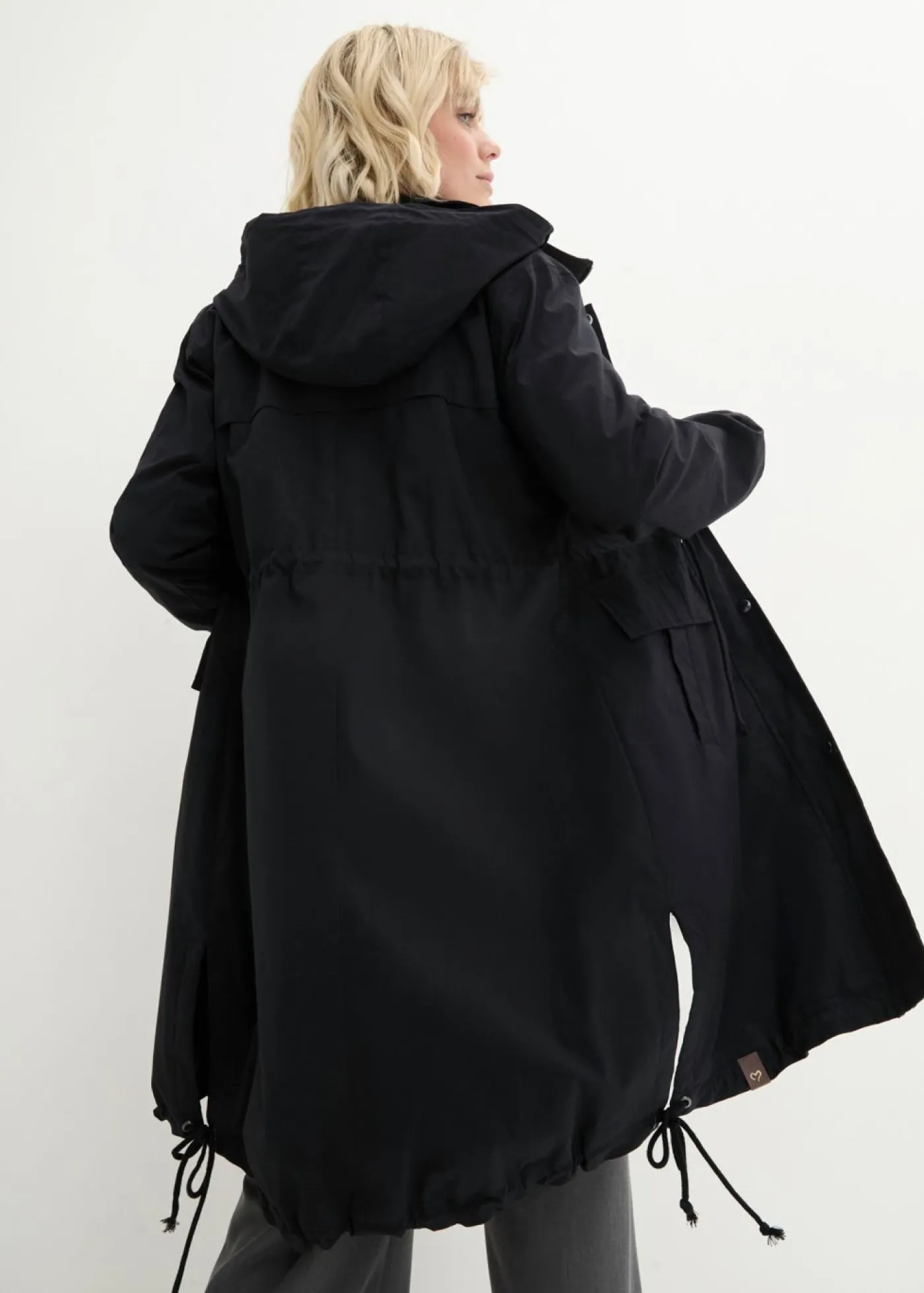 bonprix bonprix Parka tipo gabardina con bolsillos grandes Negro