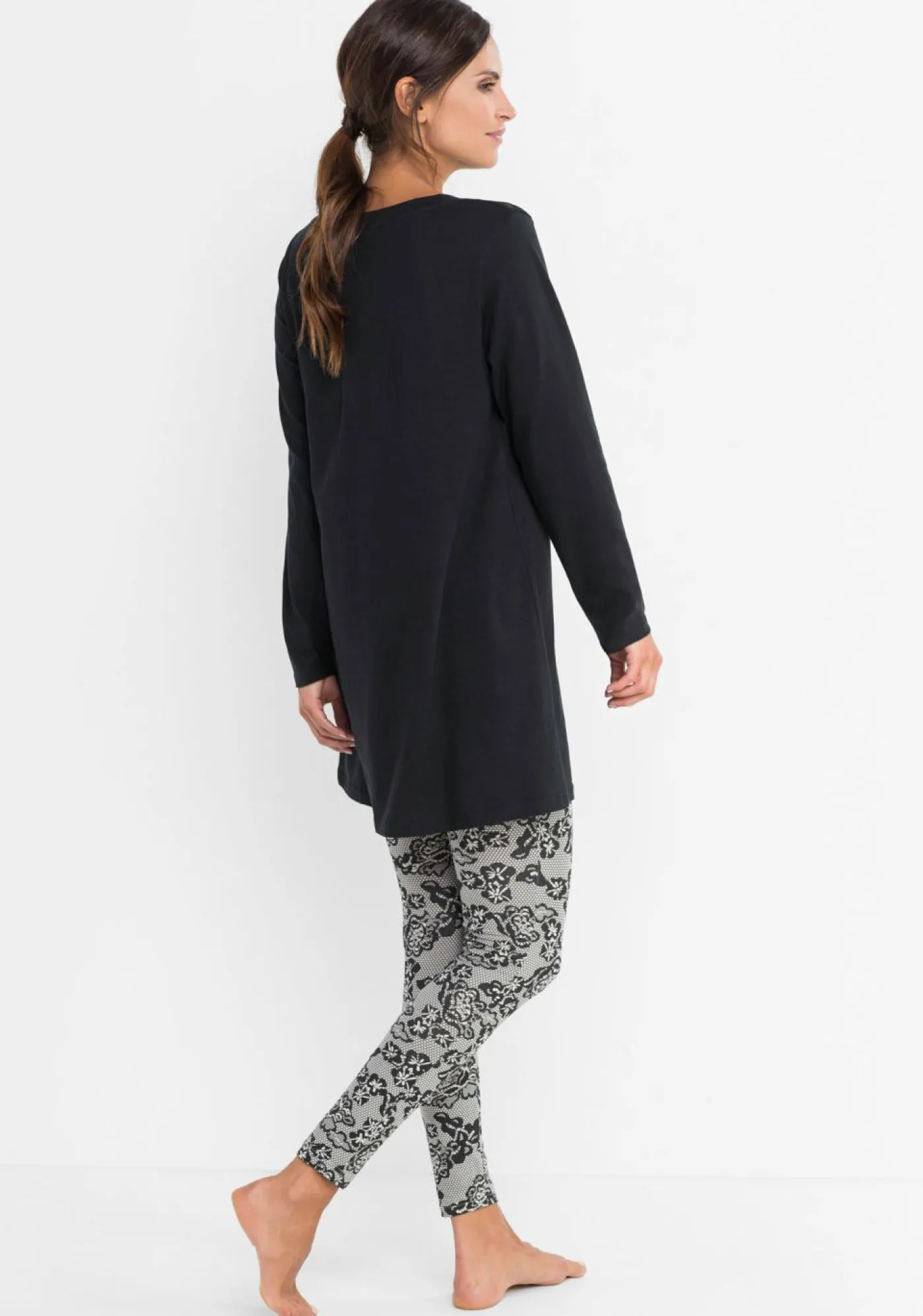 bonprix bonprix Pijama con leggings Negro-gris estampado Online