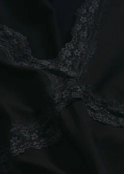 bonprix bonprix Pijama con ribete de encaje Negro Hot