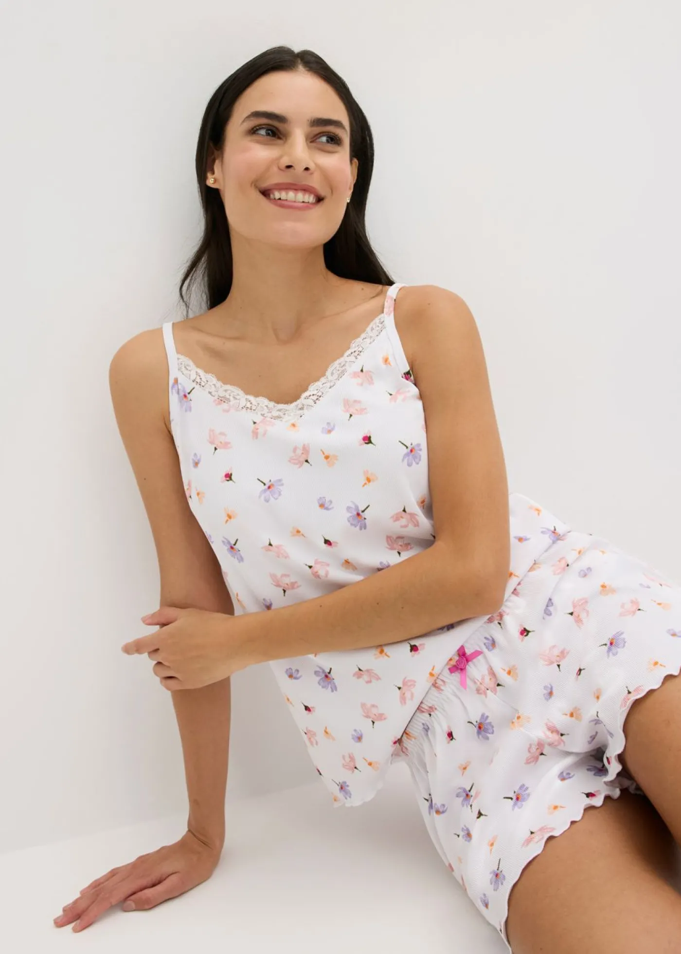 bonprix bonprix Pijama corto de canalé blanco con flores Discount