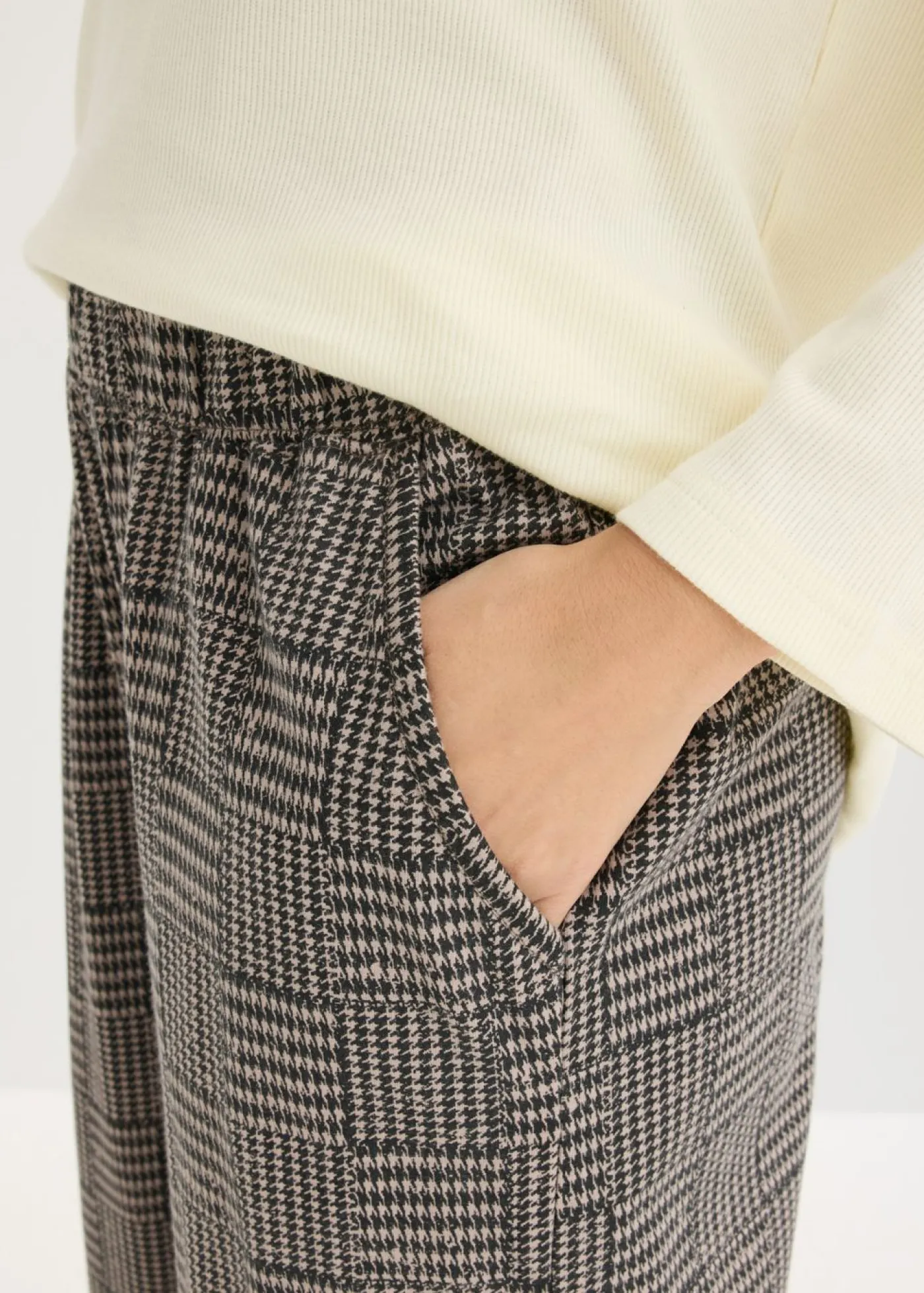 bonprix bonprix Pijama de algodón suave beige natural-negro a cuadros New