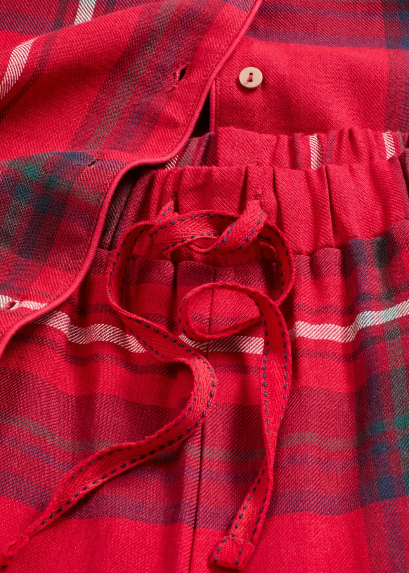 bonprix bonprix Pijama de franela de suave algodón con bolsa de regalo Rojo oscuro de cuadros Sale