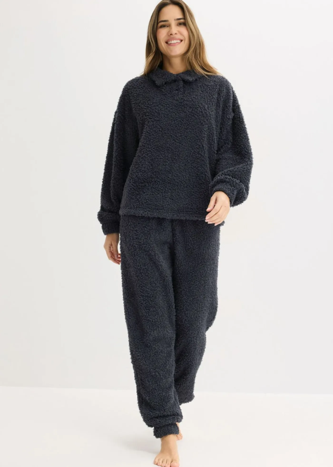 bonprix bonprix Pijama de material suave Azul oscuro Outlet