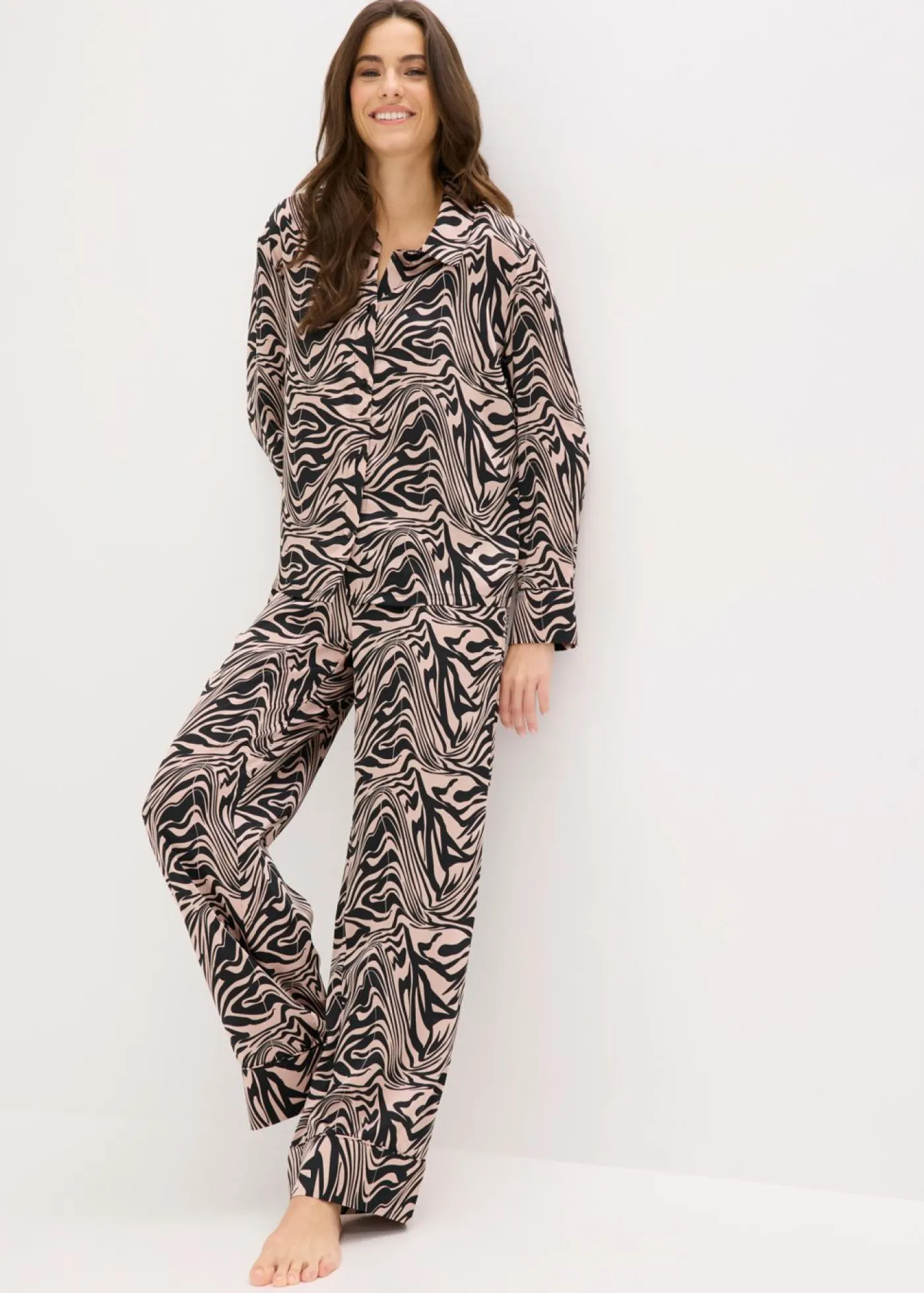 bonprix bonprix Pijama de satén Negro New