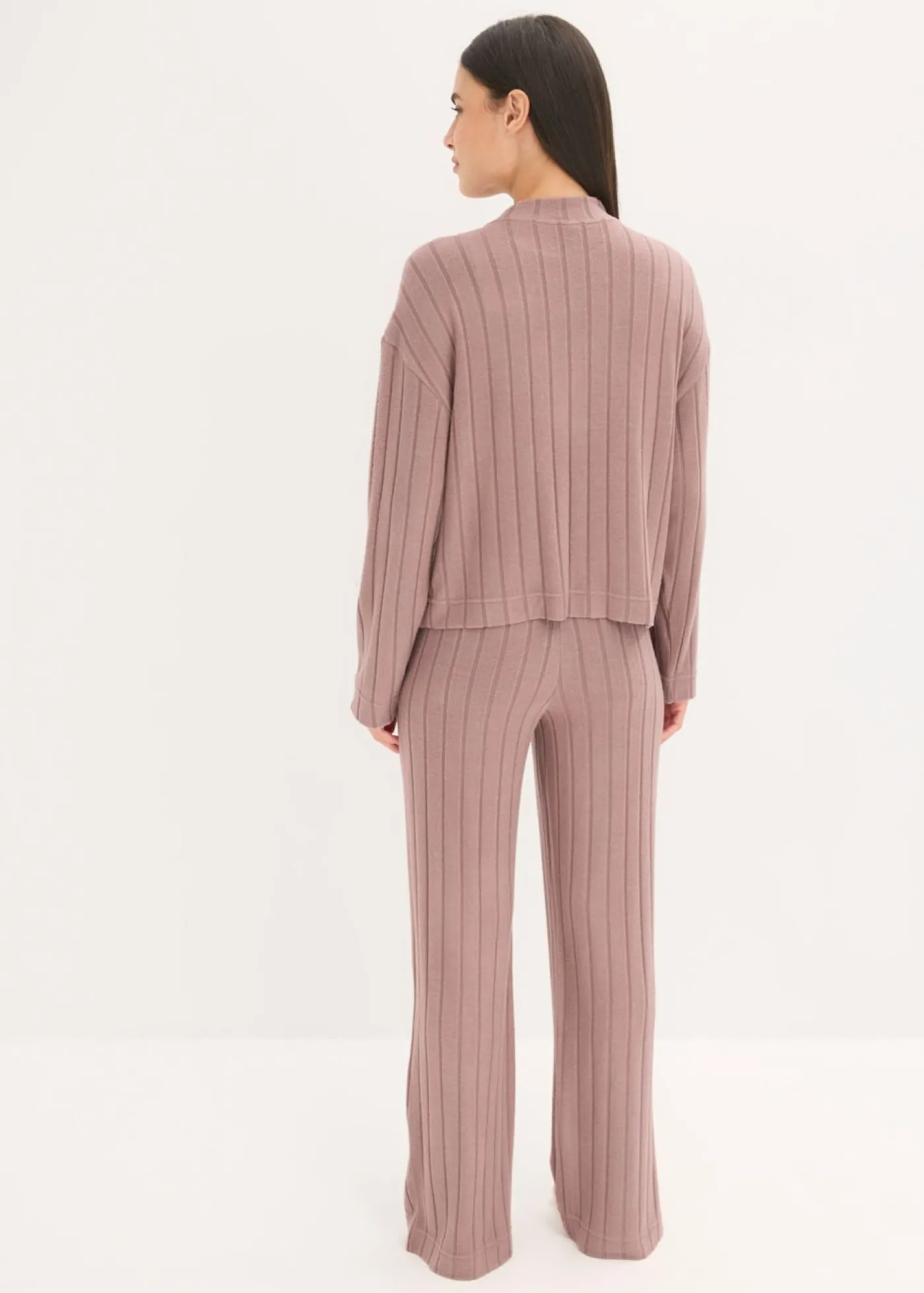 bonprix bonprix Pijama holgado de punto suave de canalé Marrón mate Sale
