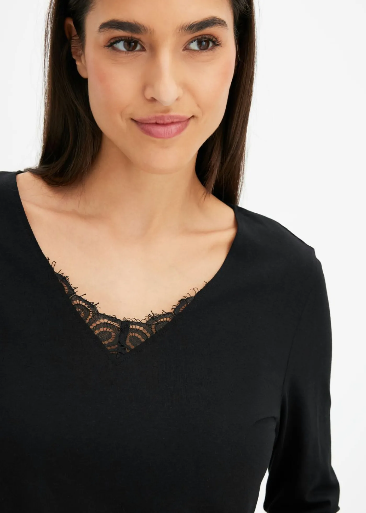 bonprix bonprix Prenda superior de pijama de viscosa Negro Hot