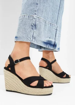 bonprix bonprix Sandalias de cuña Negro Hot