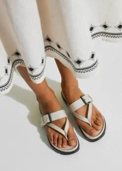 bonprix bonprix Sandalias de dedo con suela perfilada Blanco-crema Outlet