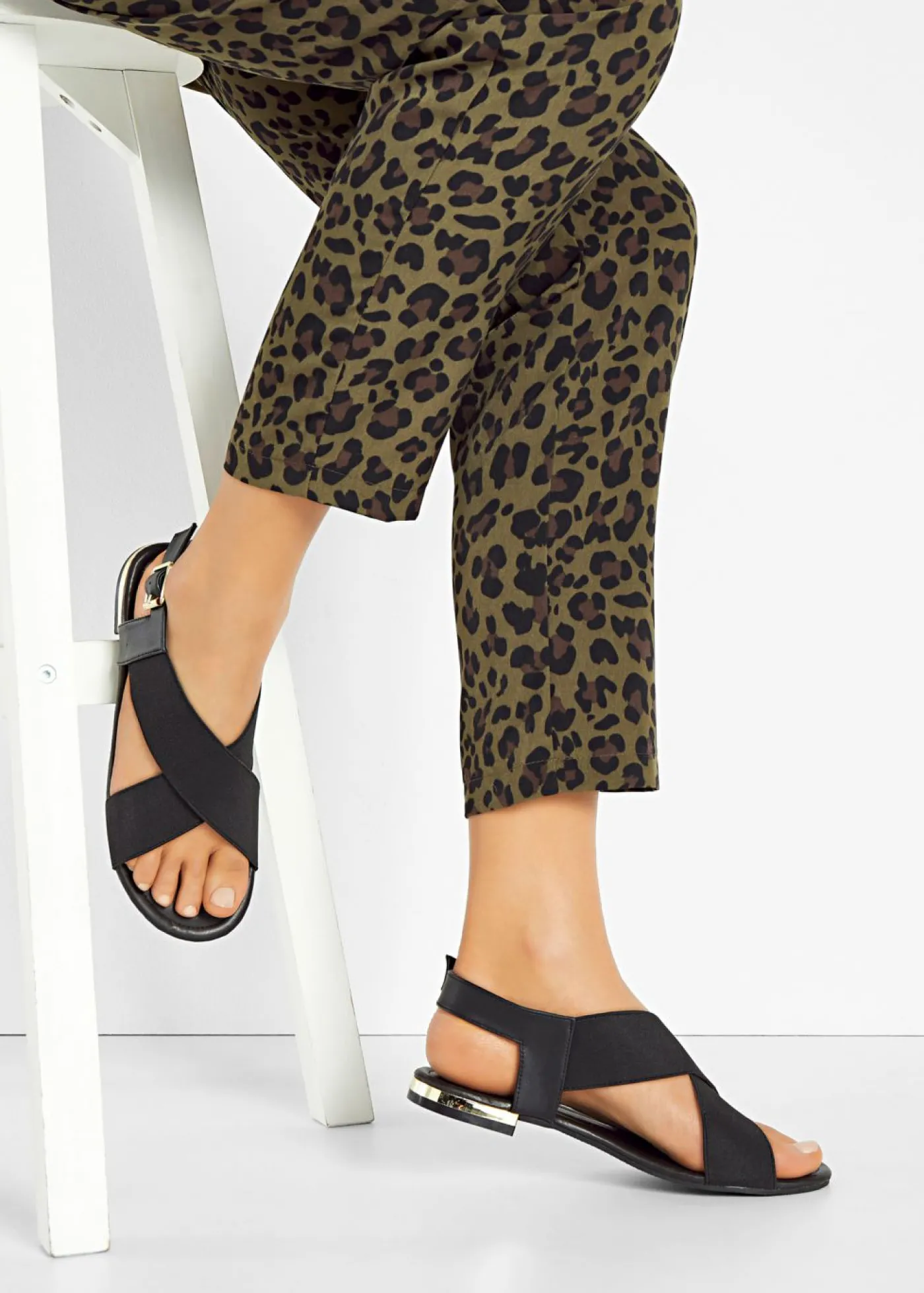 bonprix bonprix Sandalias planas Negro Online