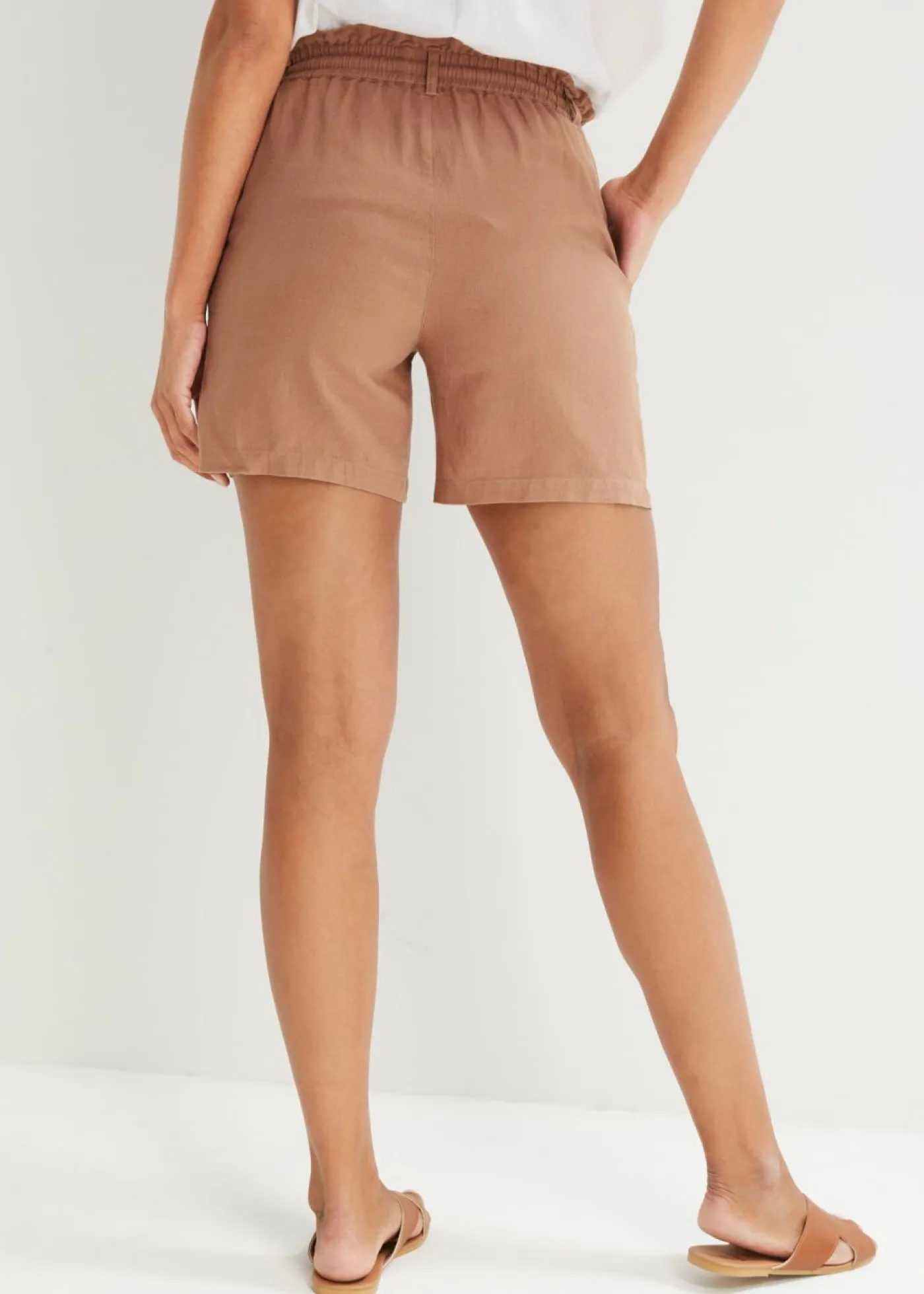 bonprix bonprix Shorts paperbag con lino arcilla