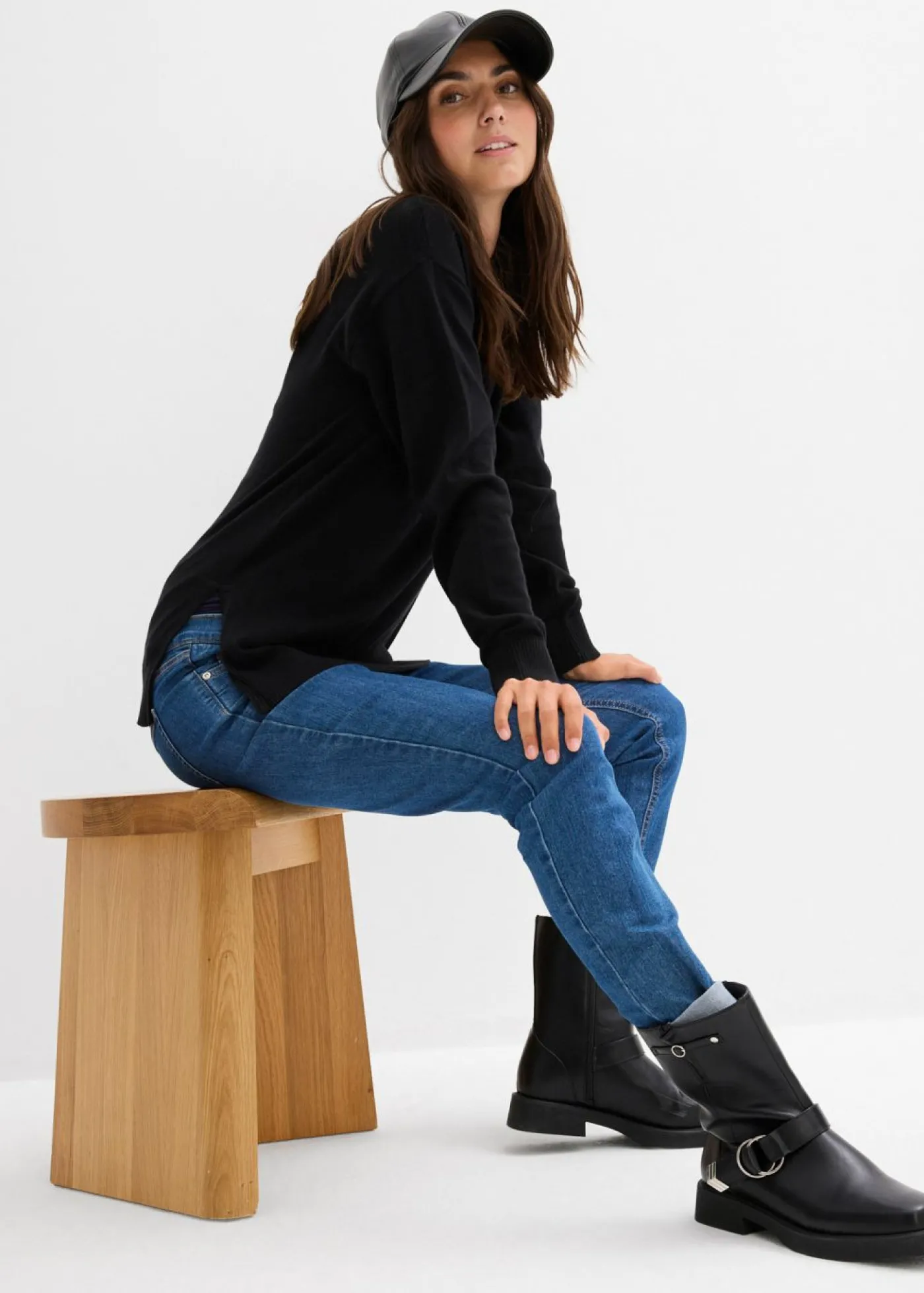 bonprix bonprix Suave jersey premamá de algodón orgánico con aberturas para la lactancia Negro Sale