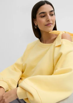 bonprix bonprix Sudadera ancha con un hombro al descubierto Amarillo claro Hot