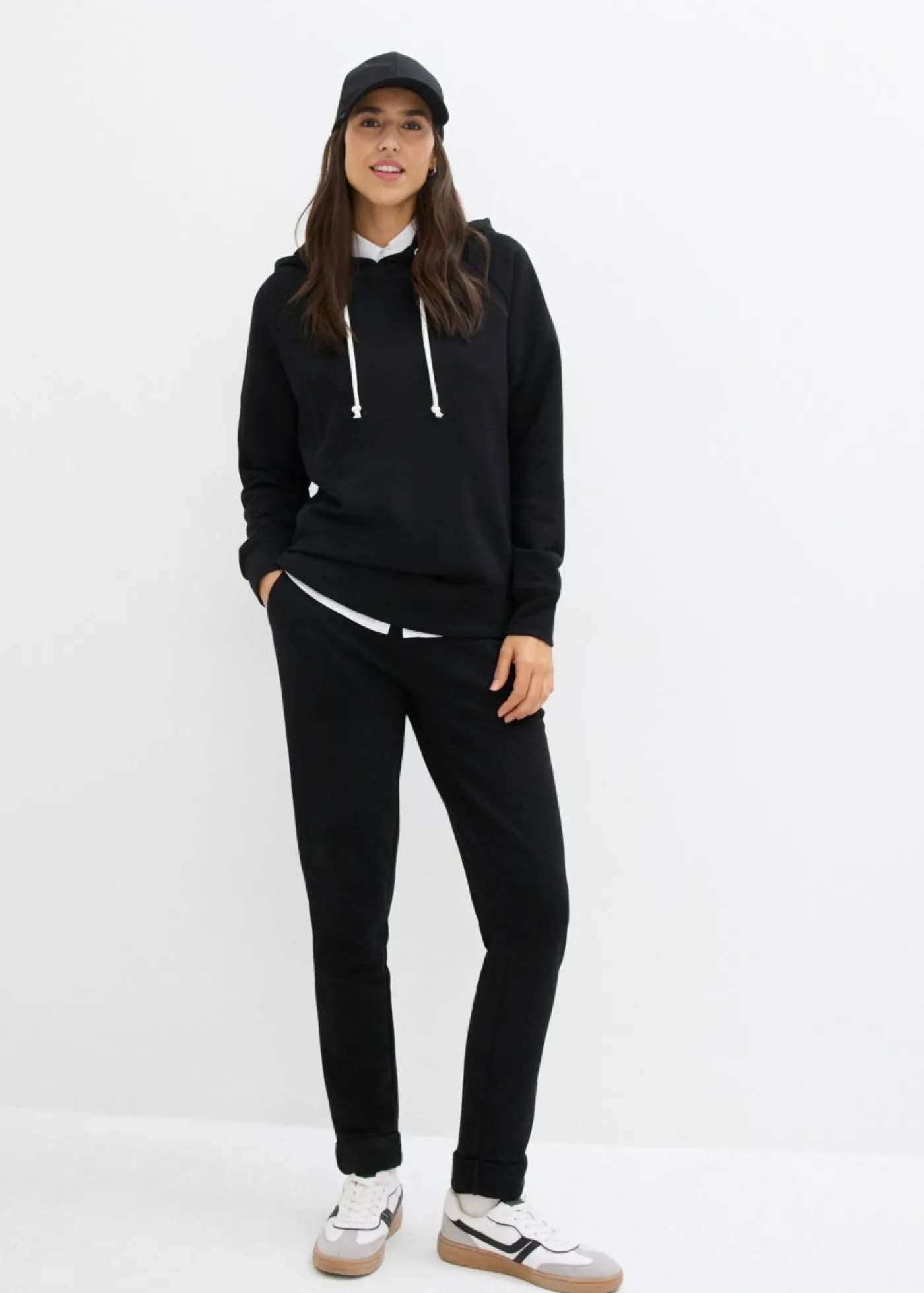 bonprix bonprix Sudadera con capucha Negro Clearance