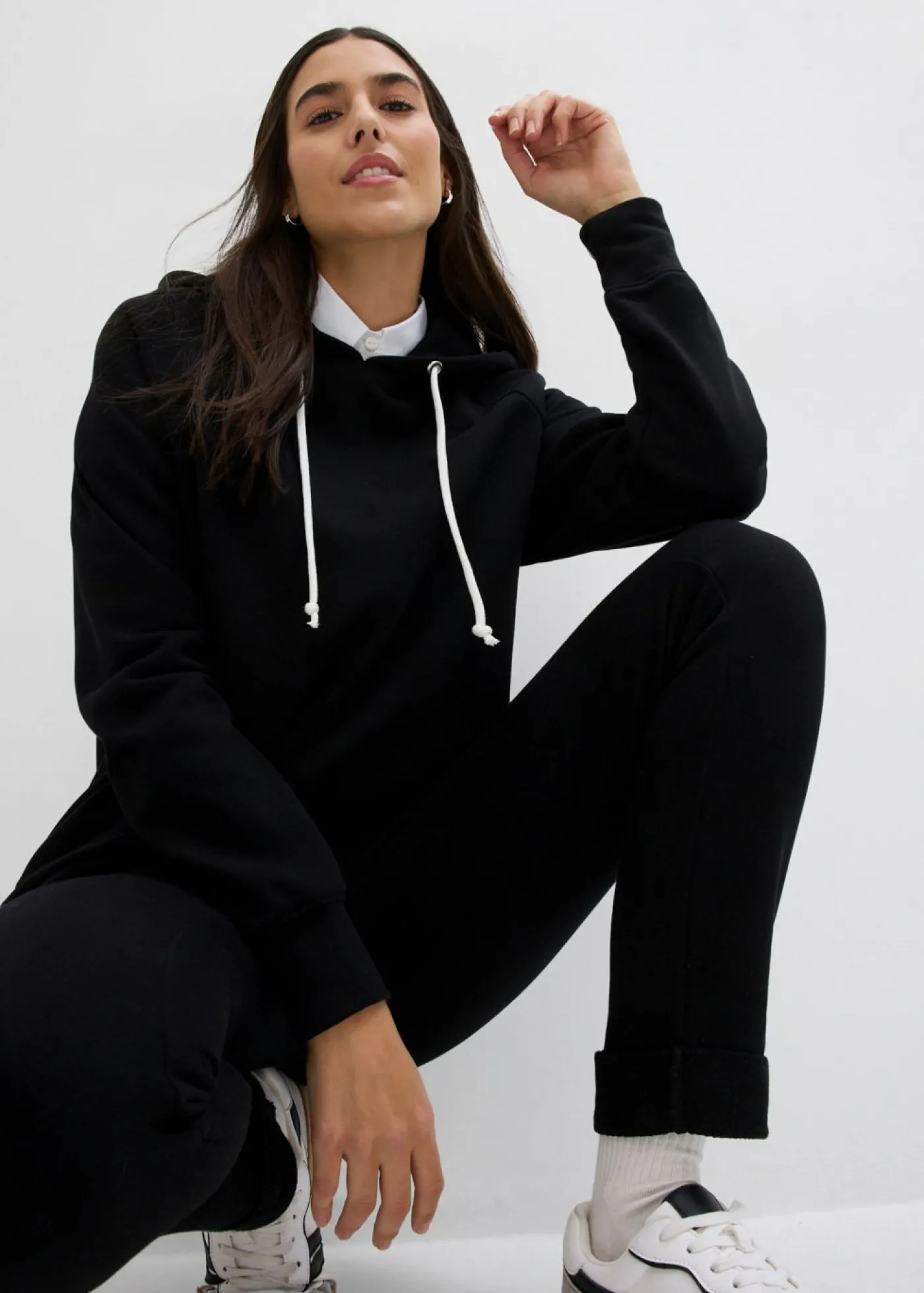 bonprix bonprix Sudadera con capucha Negro Clearance