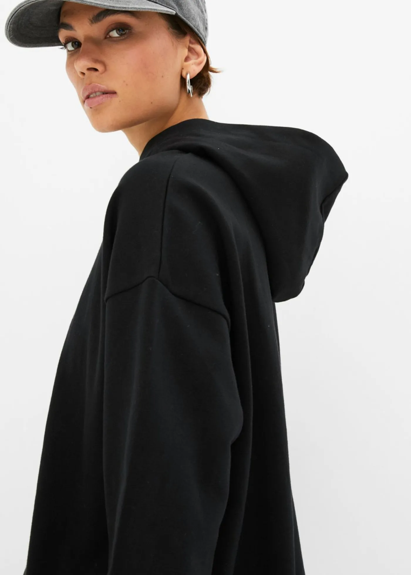 bonprix bonprix Sudadera con capucha de algodón puro Negro Best