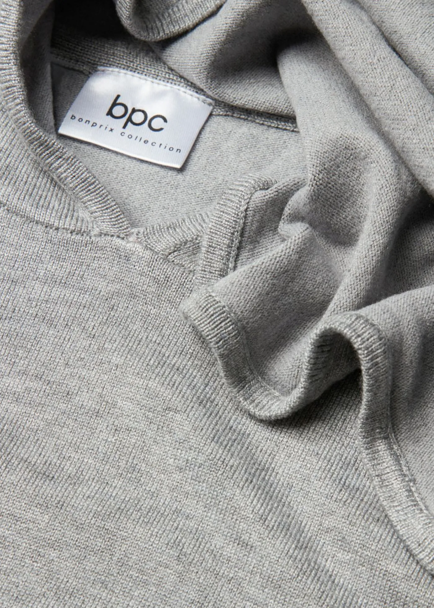bonprix bonprix Sudadera con capucha de punto y bolsillo canguro en mezcla de viscosa Gris claro jaspeado Clearance