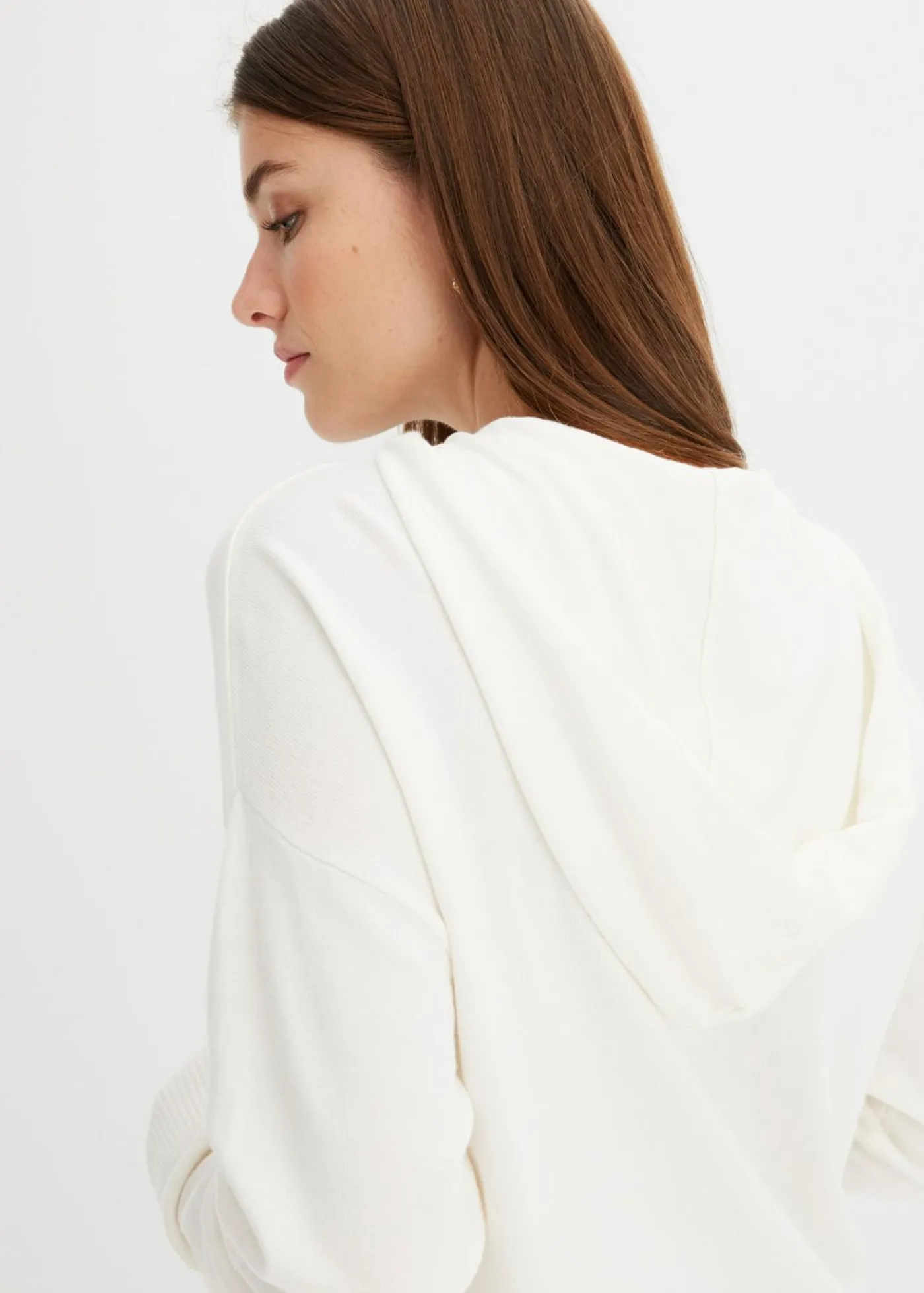 bonprix bonprix Sudadera con capucha de punto y bolsillo canguro en mezcla de viscosa Blanco lana Clearance