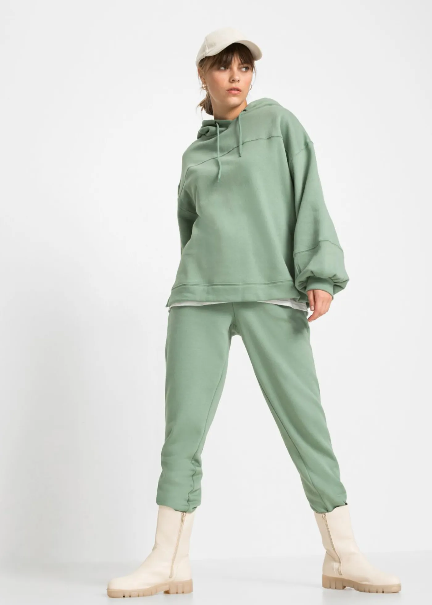 bonprix bonprix Sudadera con capucha oversize en mezcla de algodón suave verde ahumado Hot