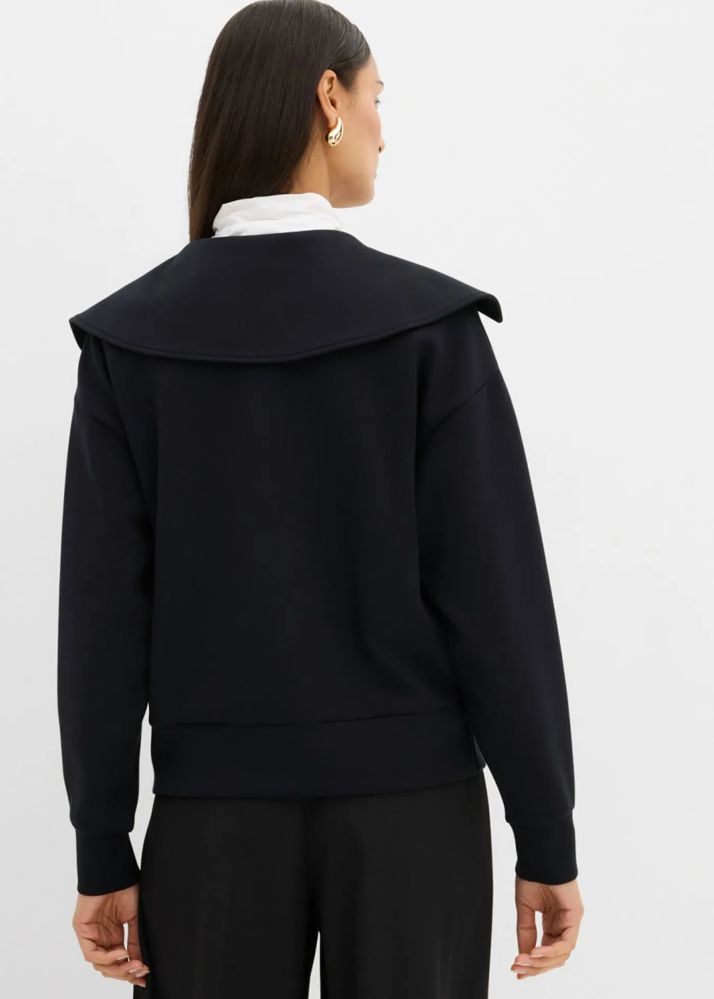 bonprix bonprix Sudadera de mezcla de viscosa con cuello ancho Negro