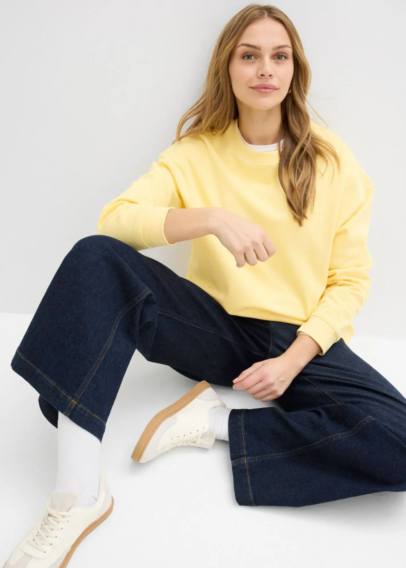 bonprix bonprix Sudadera holgada Amarillo claro Clearance