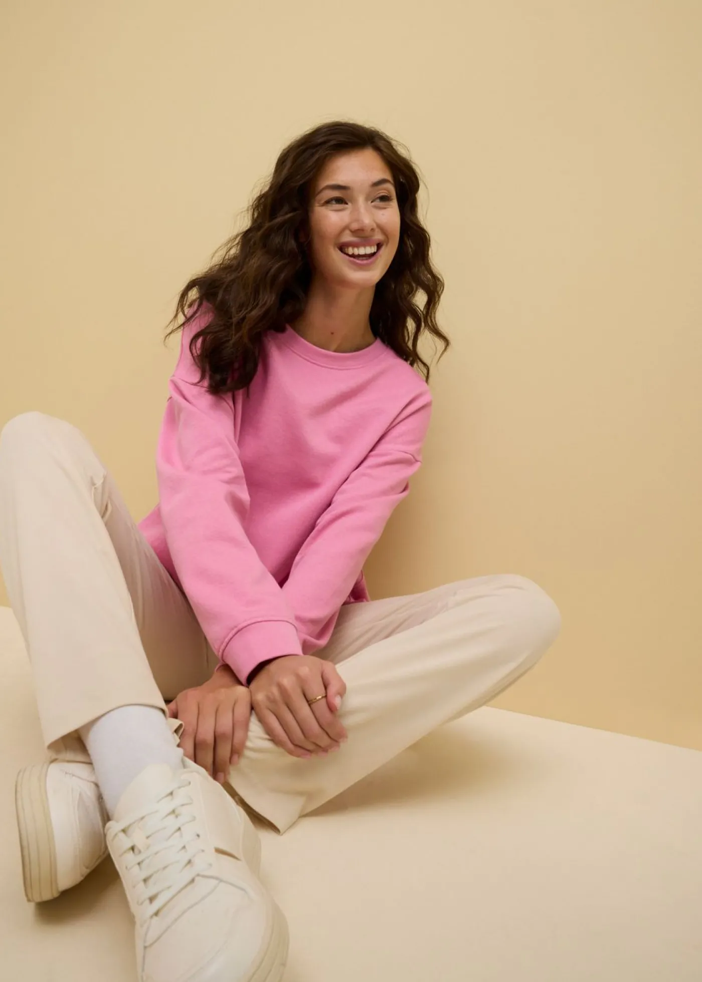 bonprix bonprix Sudadera holgada Rosa fucsia Online