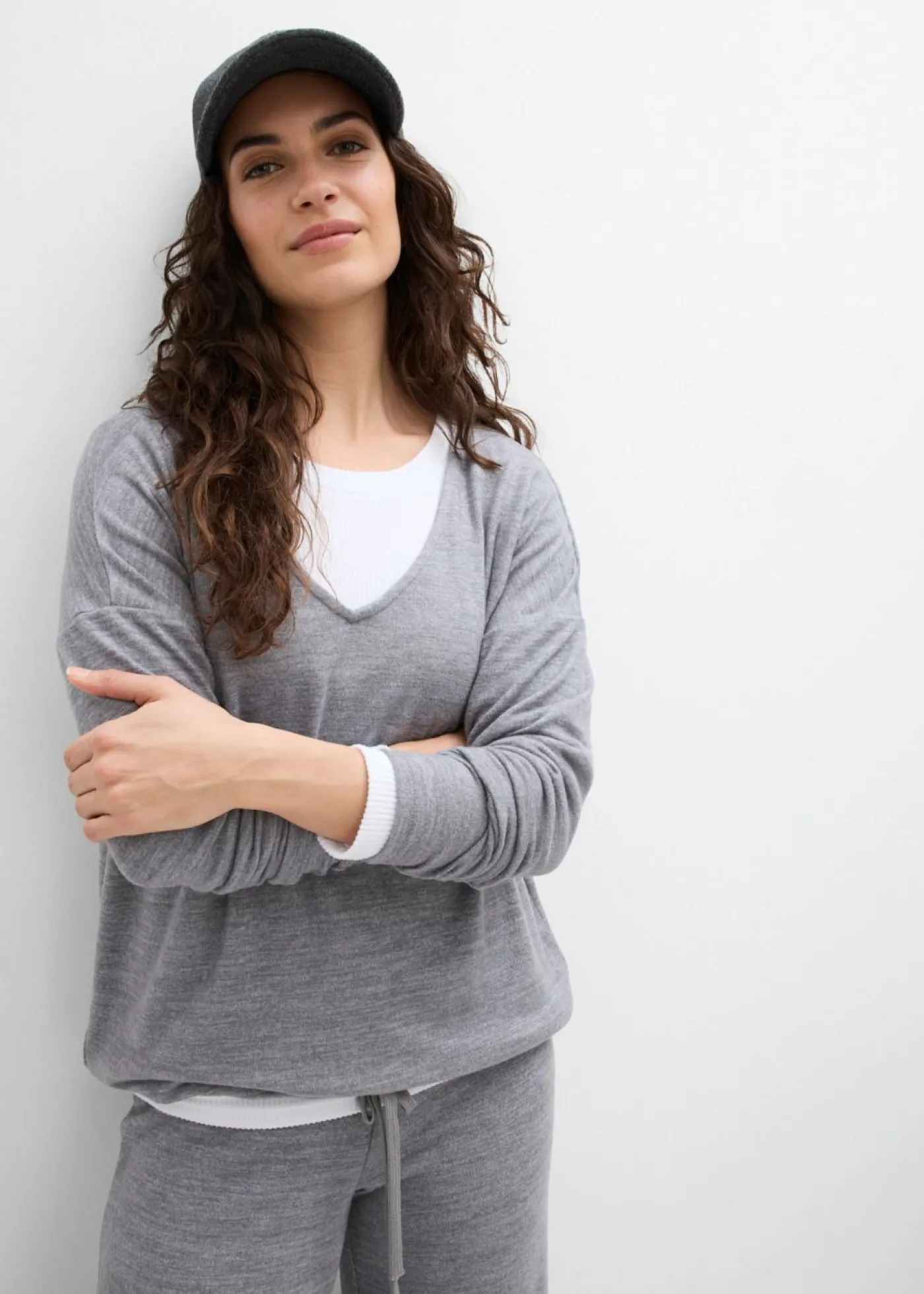 bonprix bonprix Sudadera holgada con aspecto de punto gris jaspeado moteado