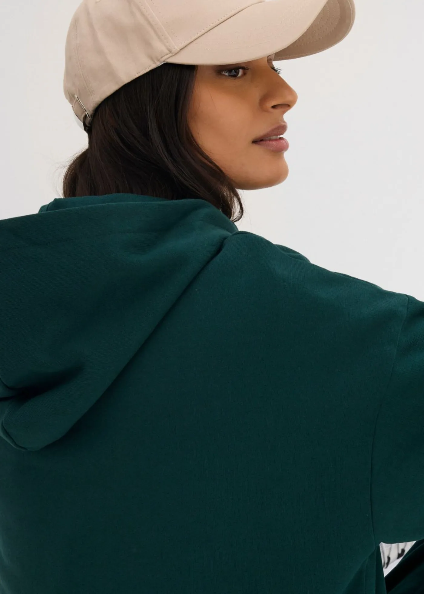 bonprix bonprix Sudadera holgada de algodón puro con capucha Verde intenso Hot