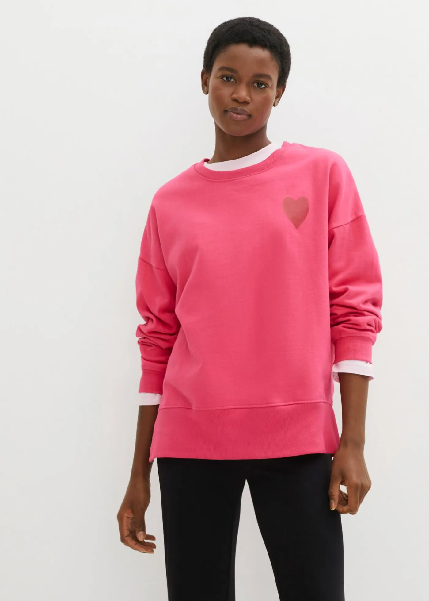 bonprix bonprix Sudadera holgada de algodón orgánico rosa oscuro/rojo cayena Outlet