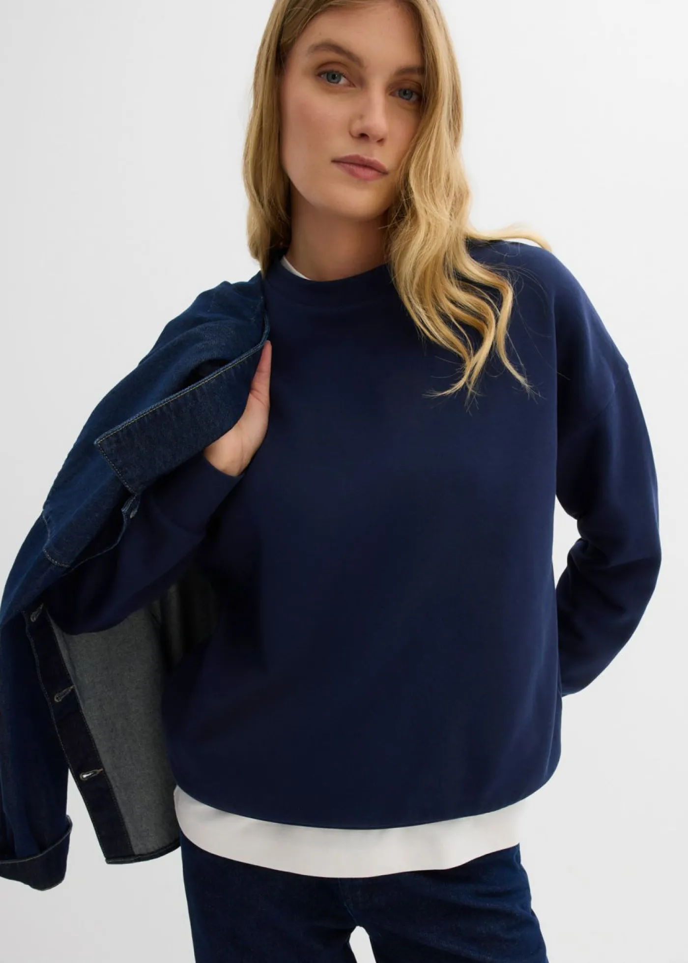 bonprix bonprix Sudadera oversize de algodón orgánico Azul marino Clearance